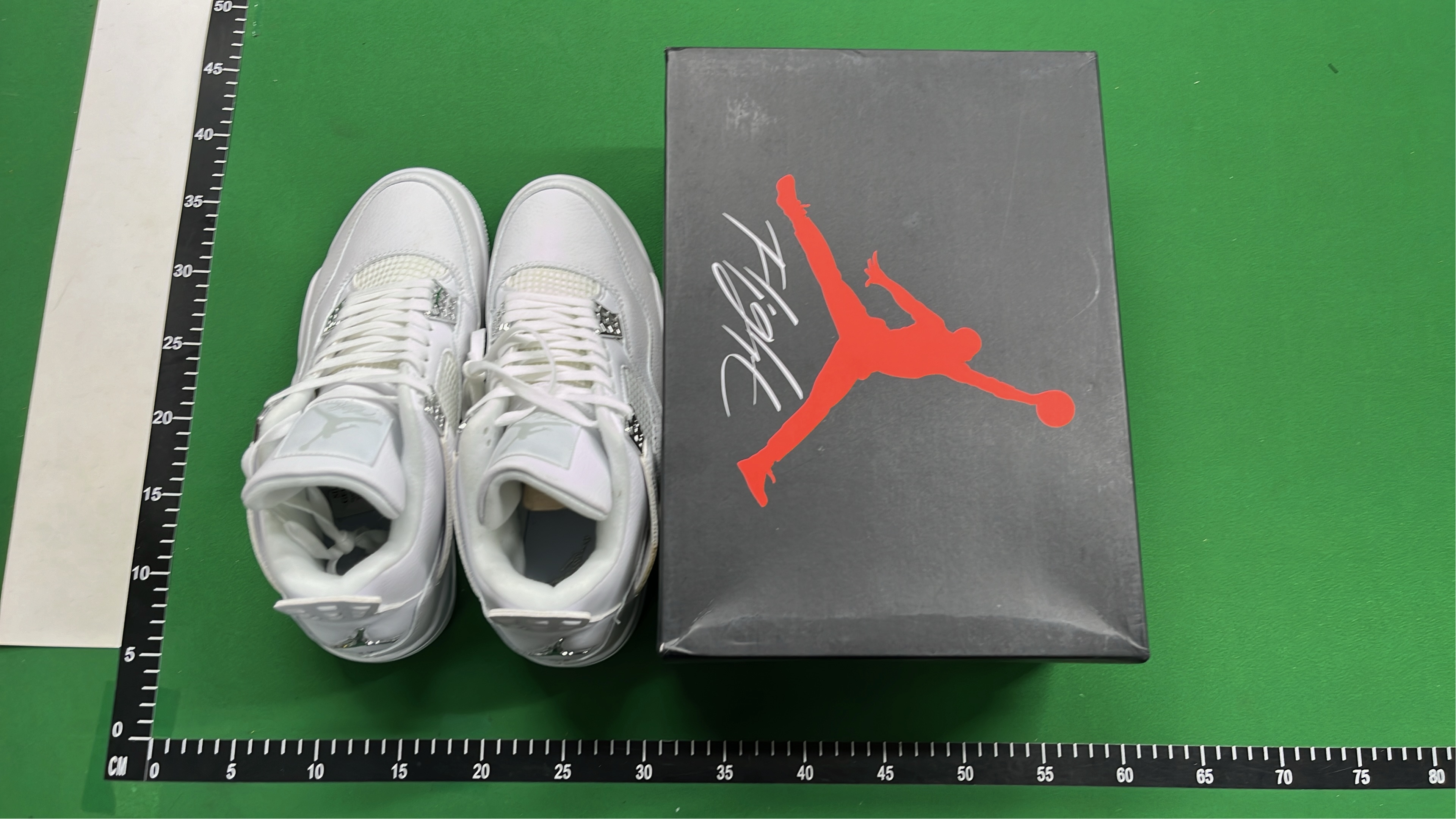 Jordan 4 Retro VT Batch Sneakers Collection