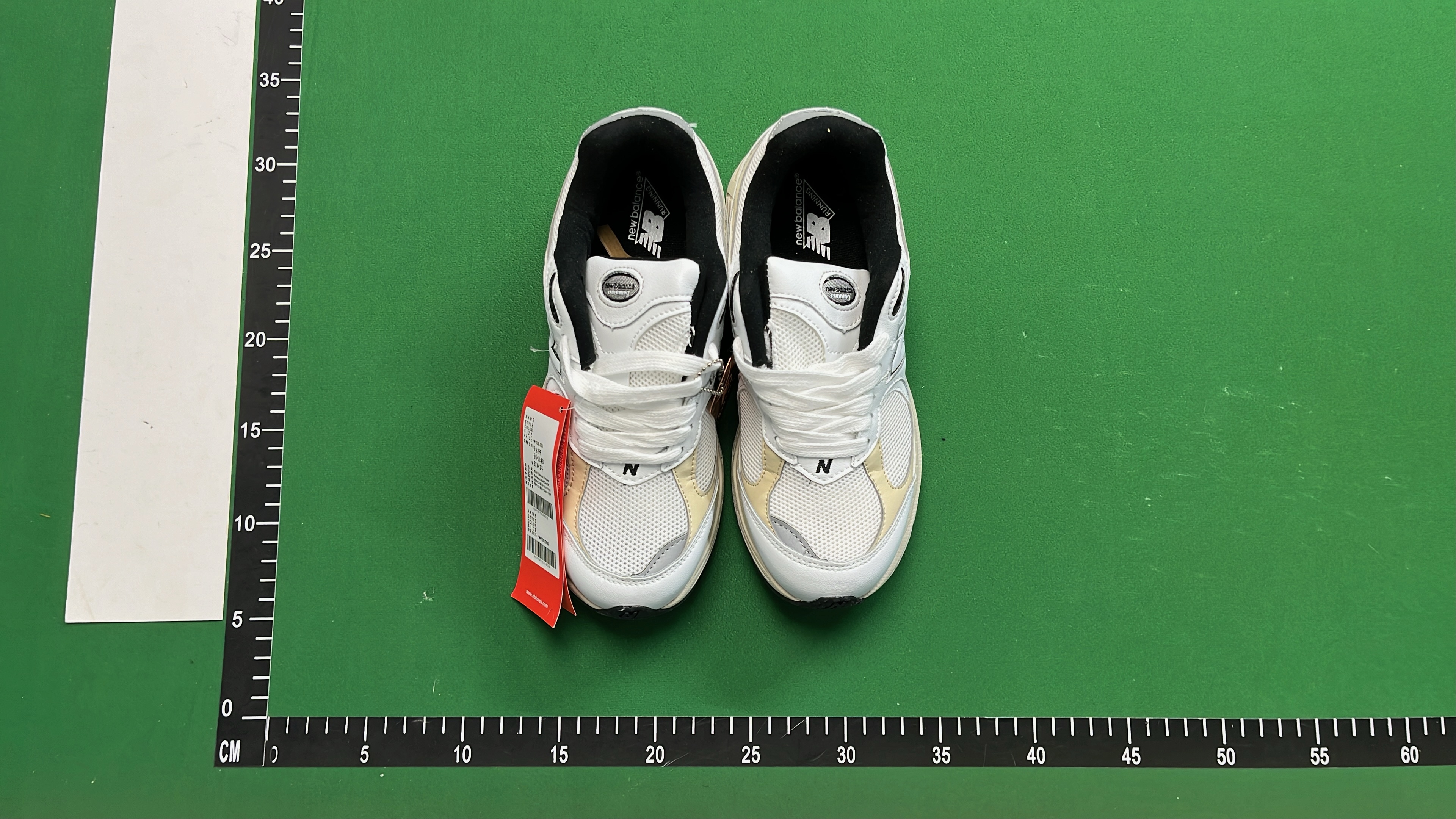 New Balance 2002R Running Shoes - Classic Comfort & Support