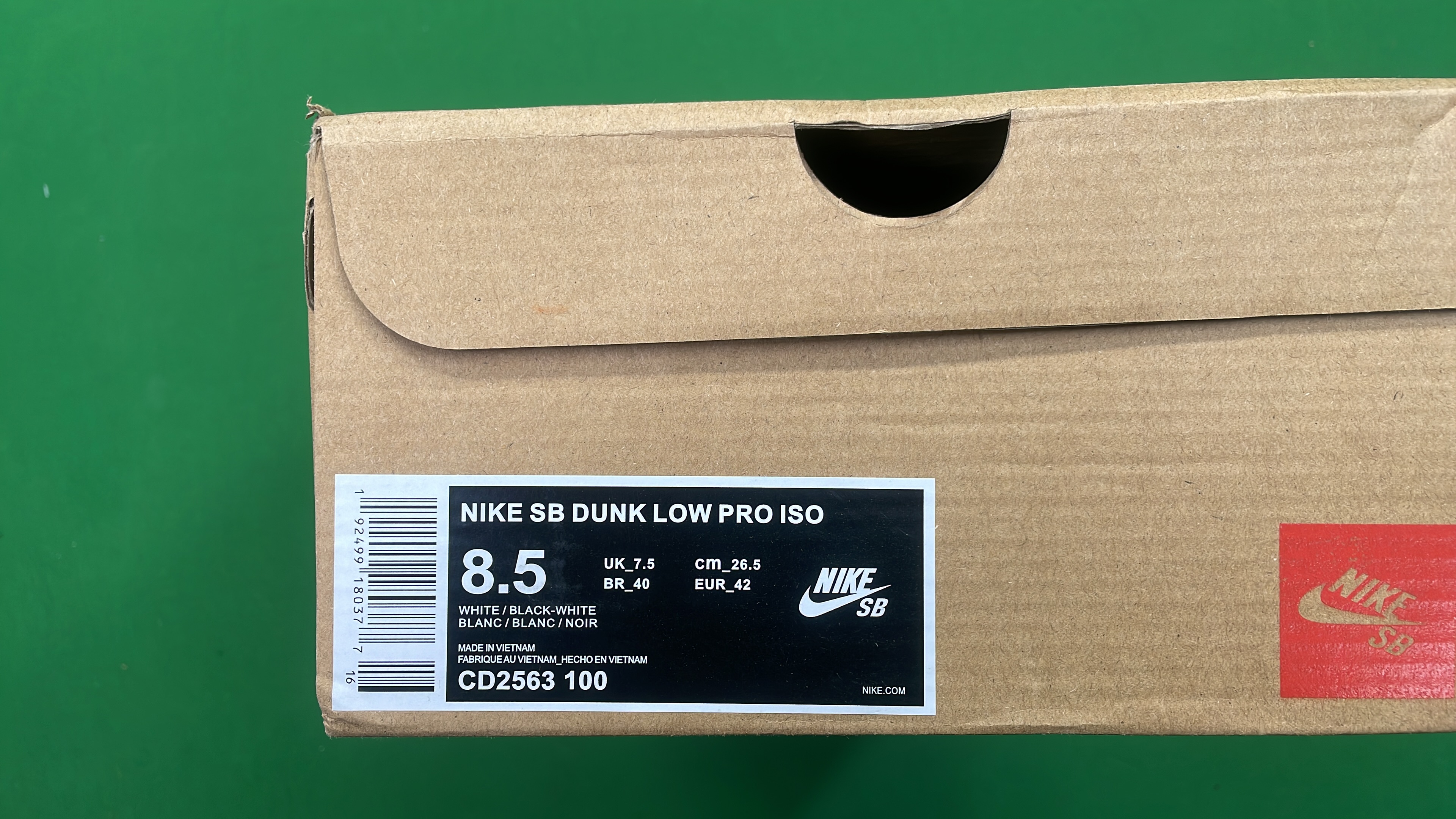 Nike Dunk Low Sneakers - Classic Colorways & Limited Editions