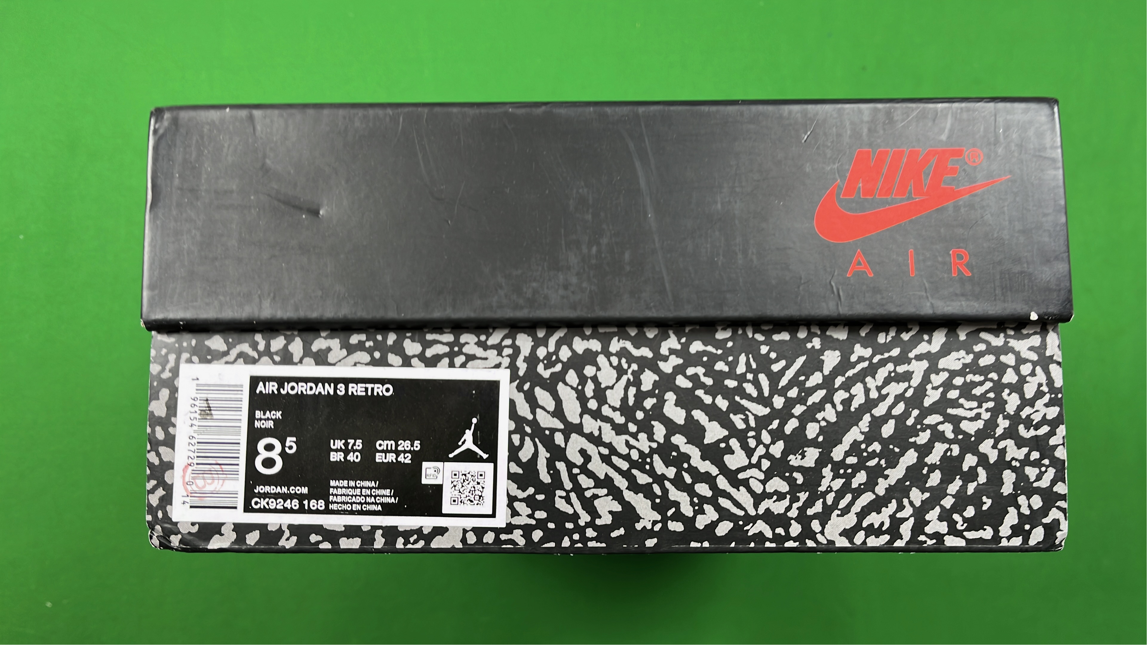 Air Jordan 3 Retro White Cement Sneakers
