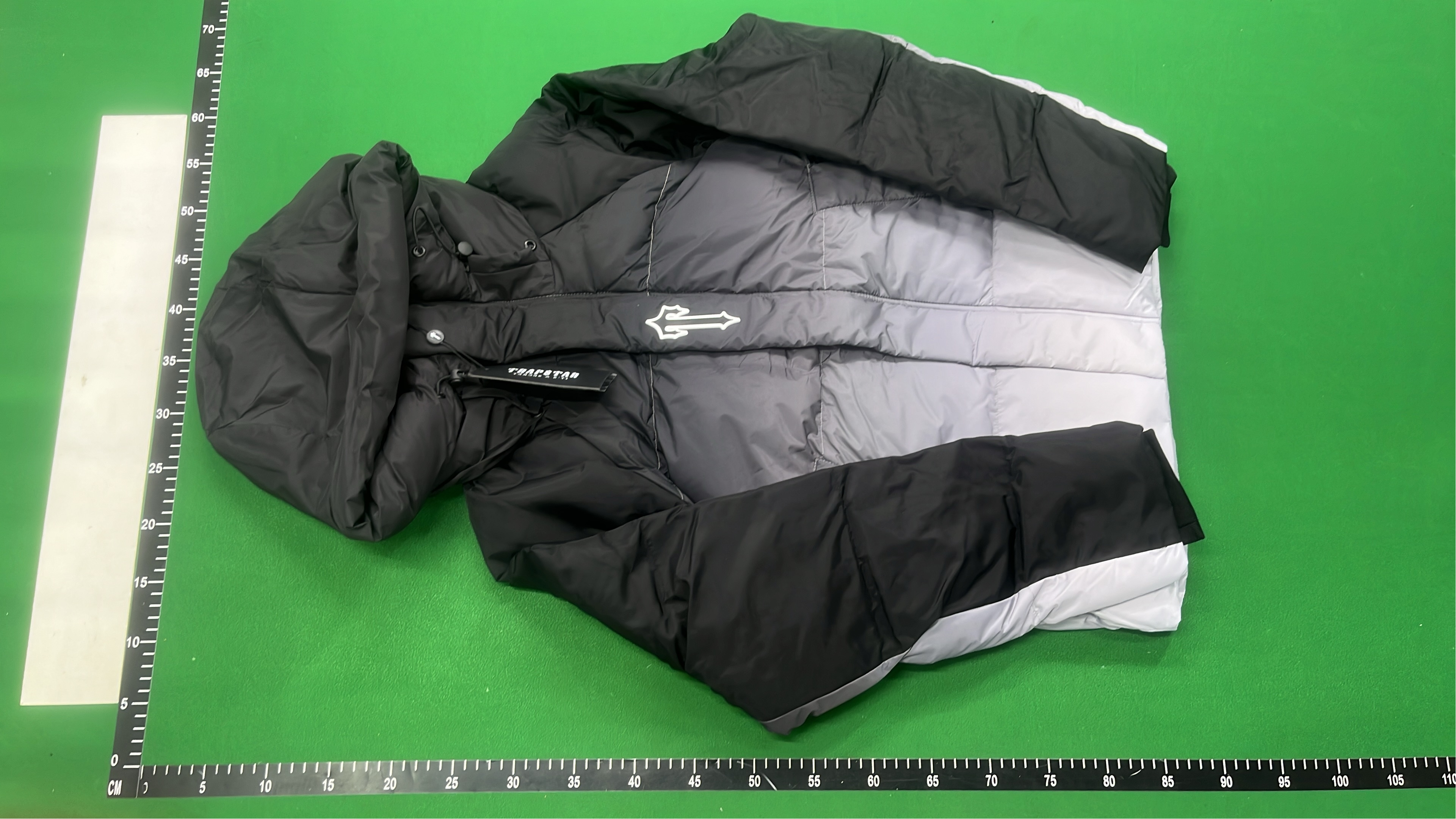 Gradient Color Block Hooded Puffer Jacket for Men