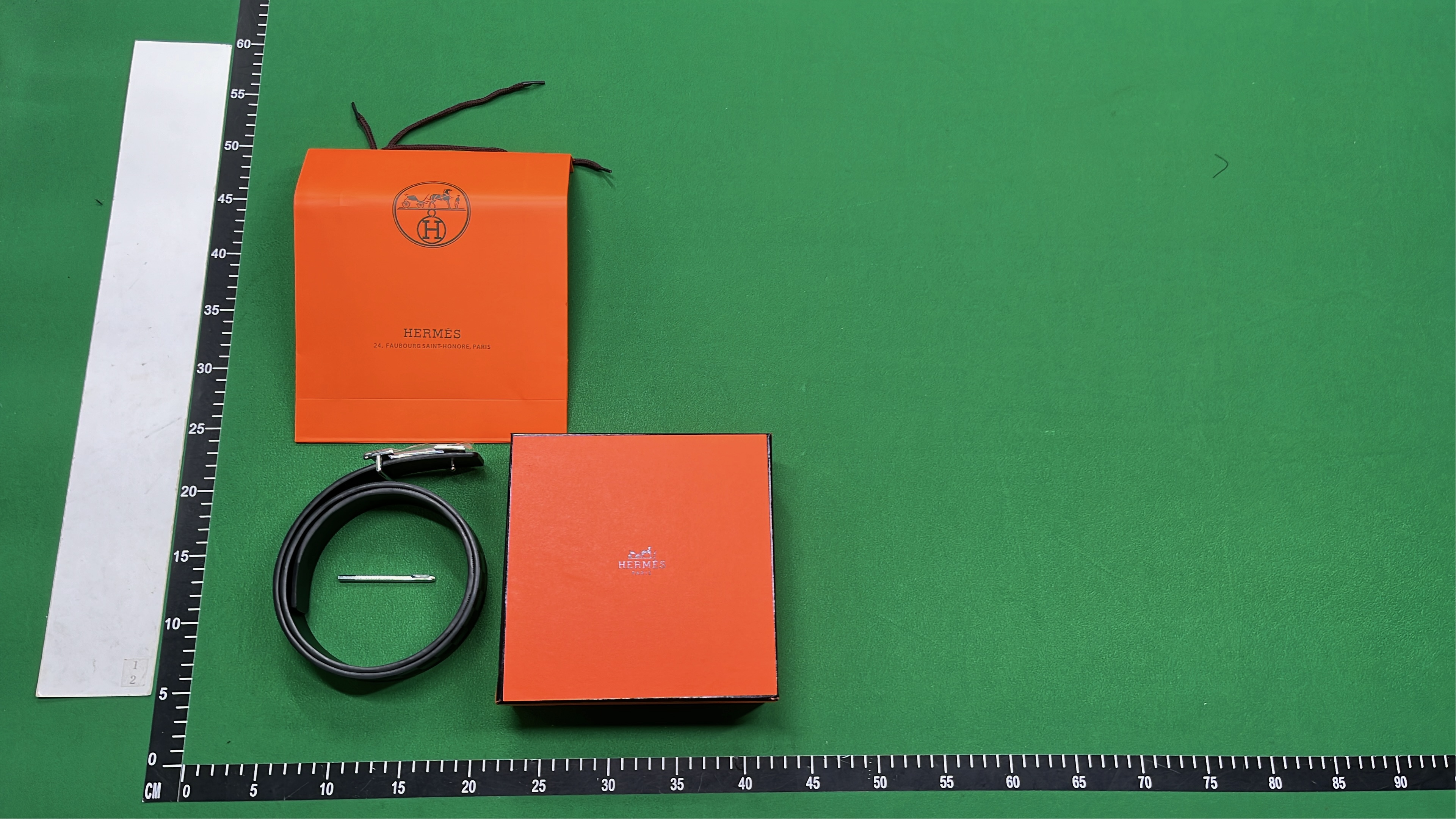 Herm&egrave;s H Belt Men's Luxury Leather Belt with Gold Buckle