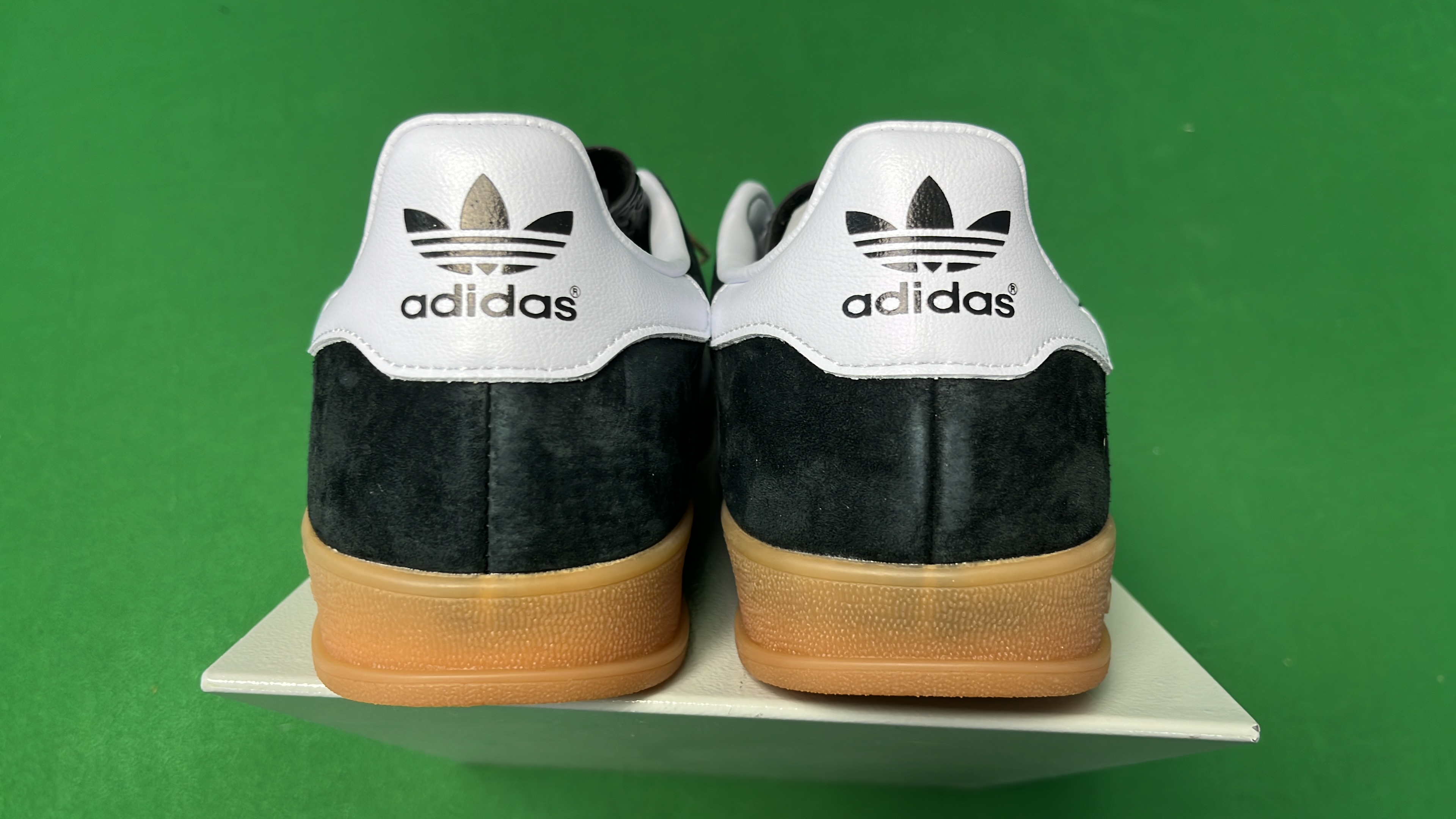 Purchase at the new link - Swipe down for product details