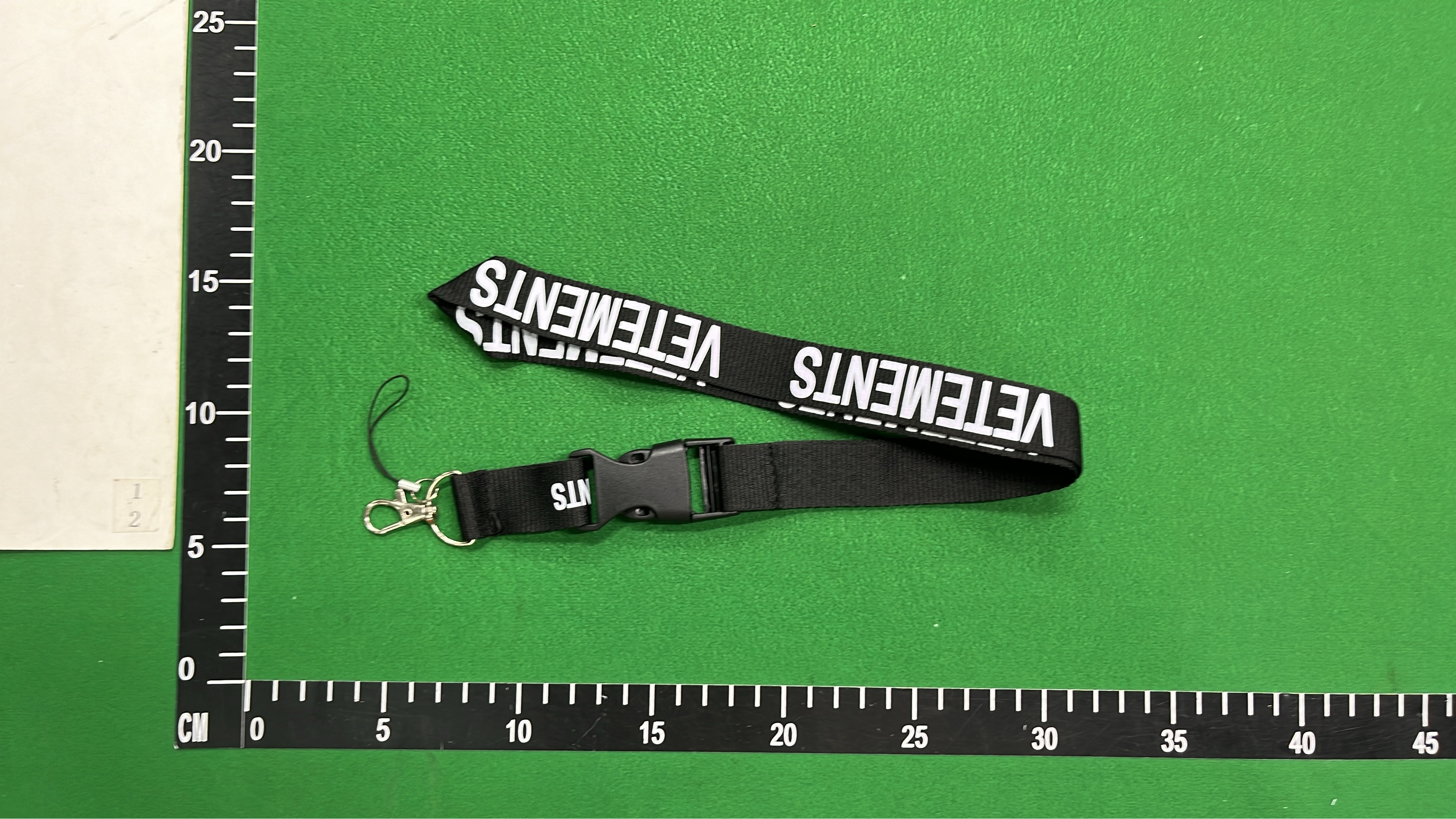 VETEMENTS Lanyard Neck Strap with Metal Clip