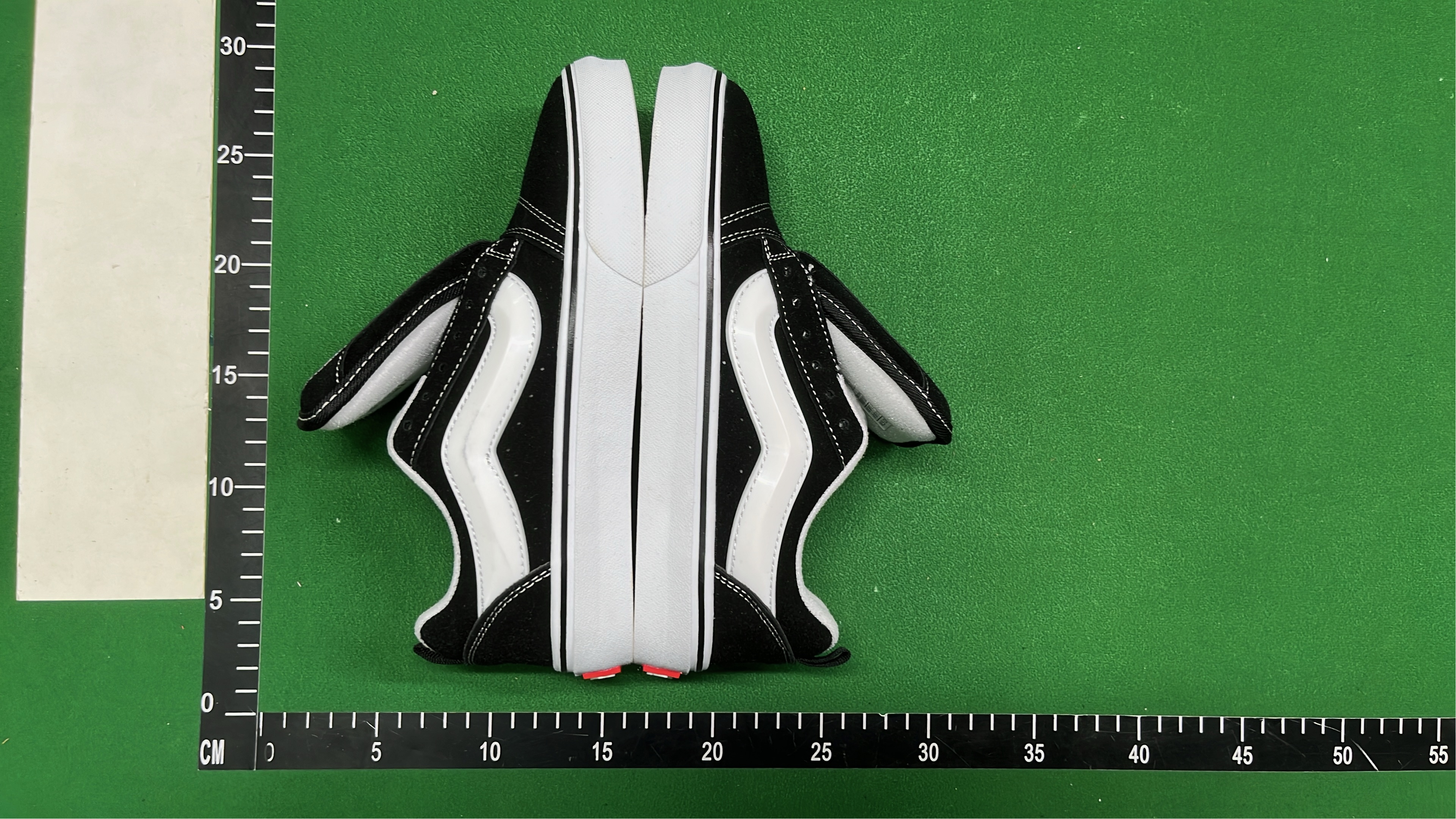 Vans Knu Skool Skate Shoes for Men Women