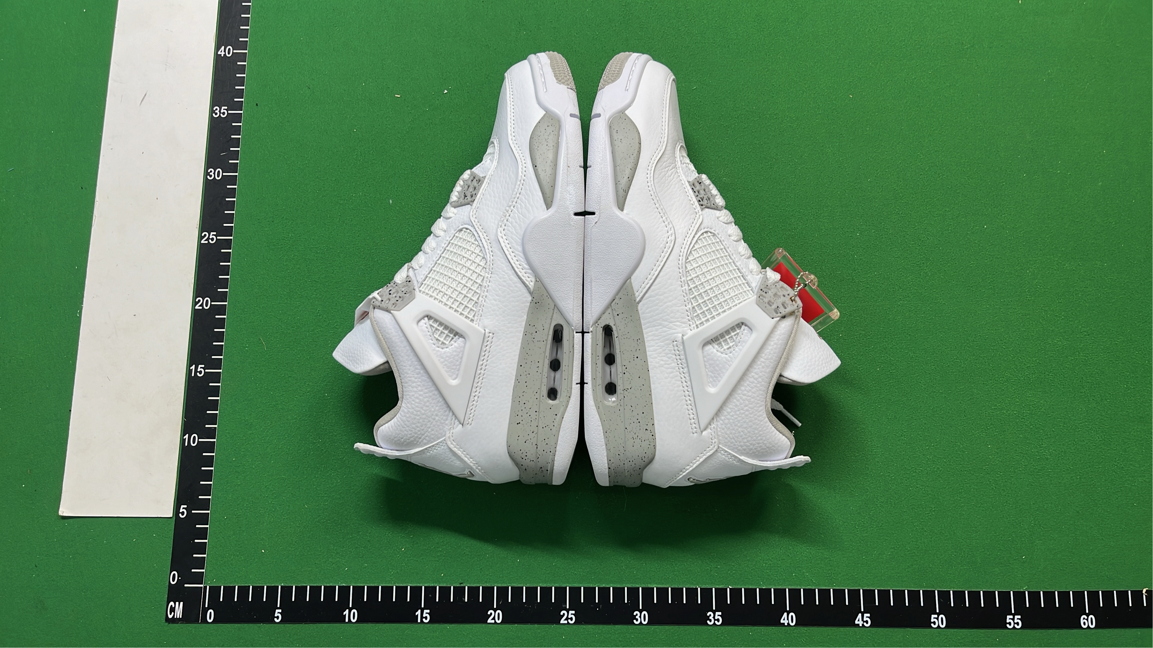 Air Jordan 4 Retro Sneakers - Multiple Colorways