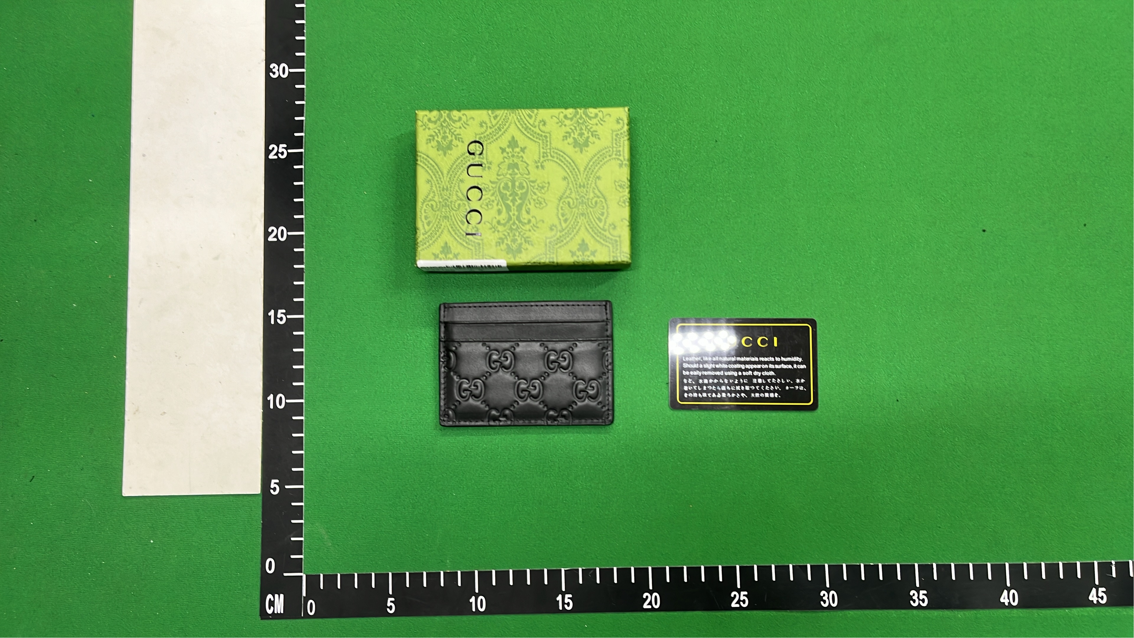Gucci GG Supreme Card Holder for Men and Women