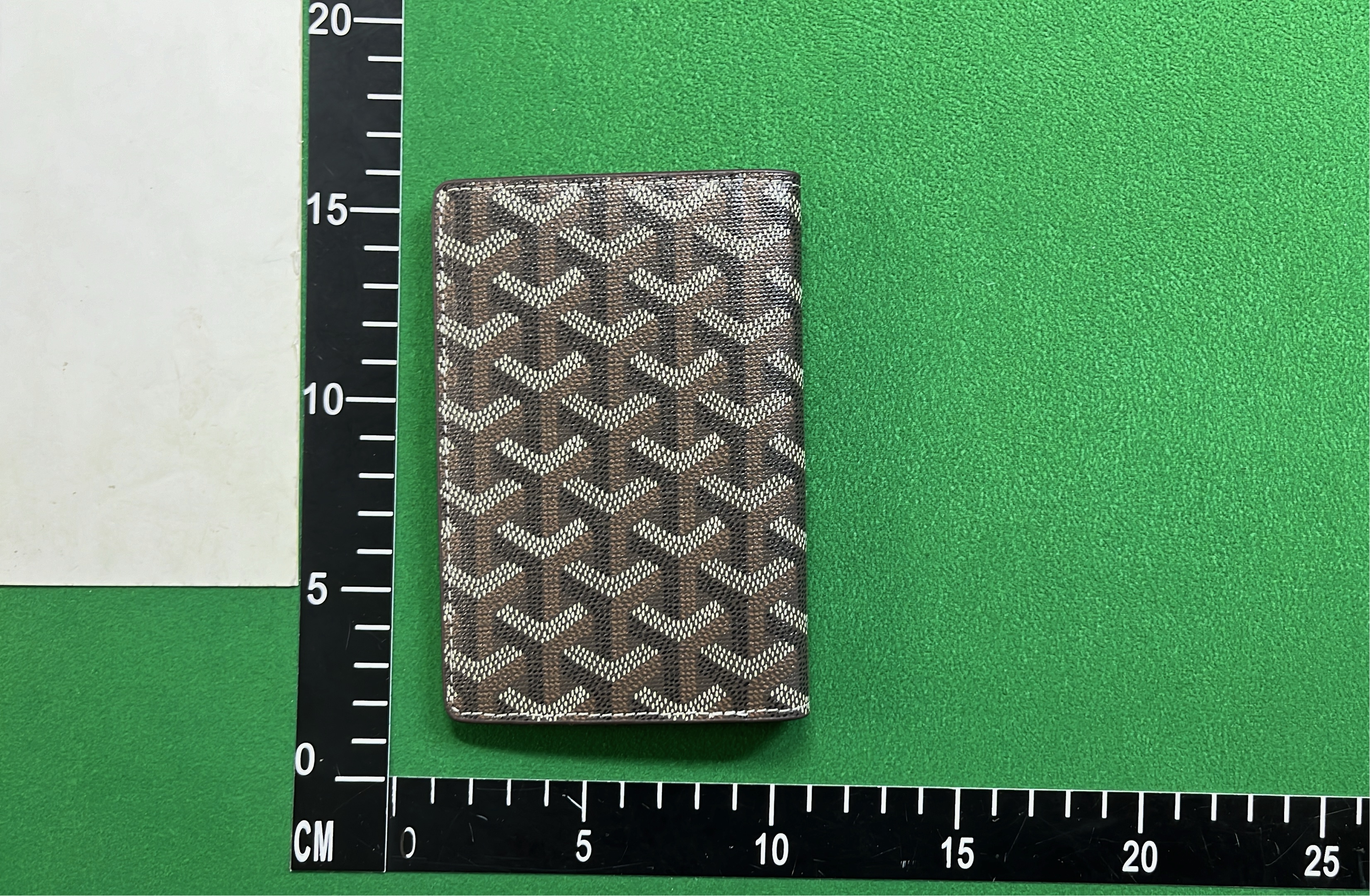 Goyard Saint Louis Wallet with Iconic Monogram Pattern