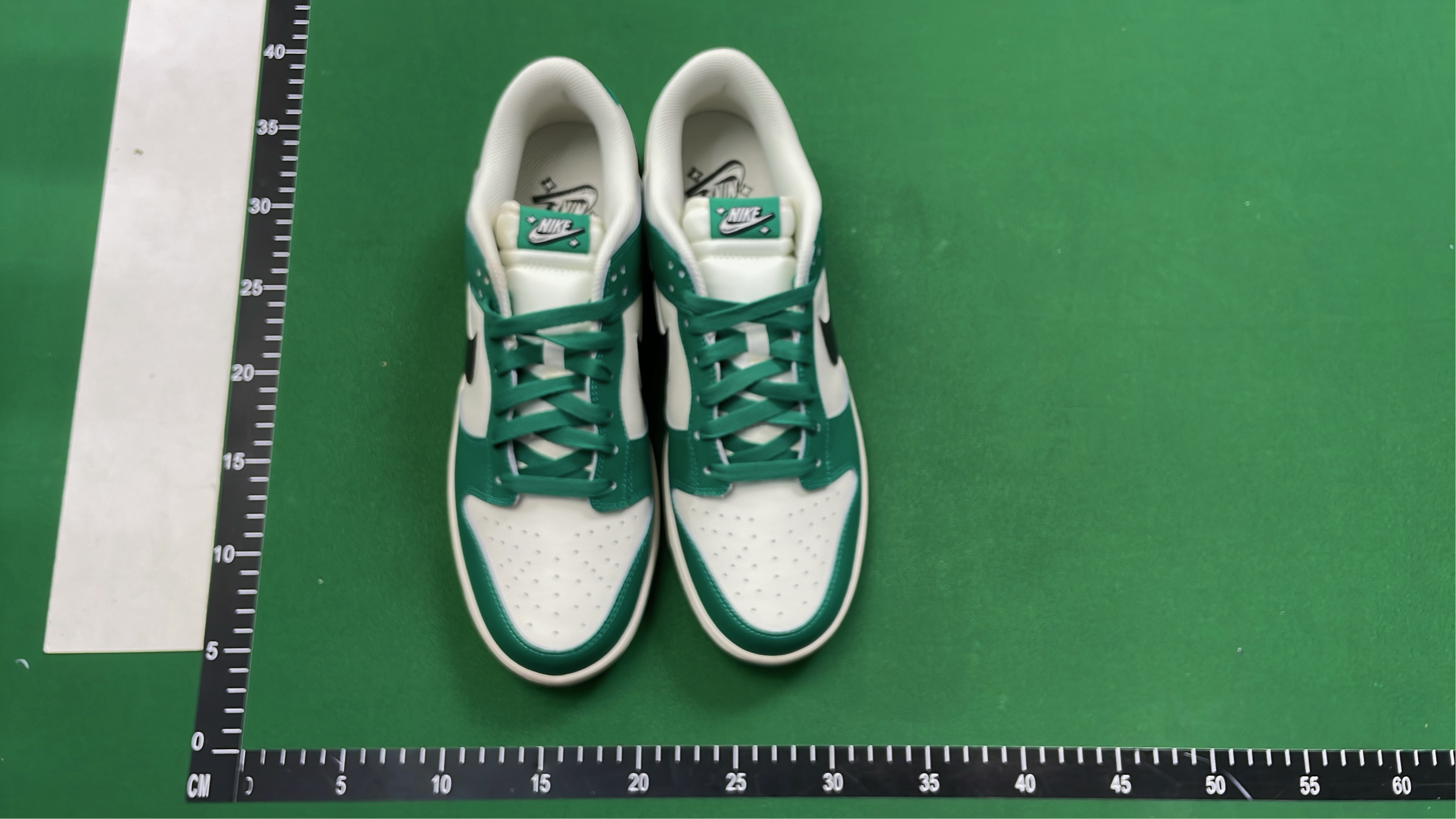 Nike Dunk Low Green White Black Sneakers