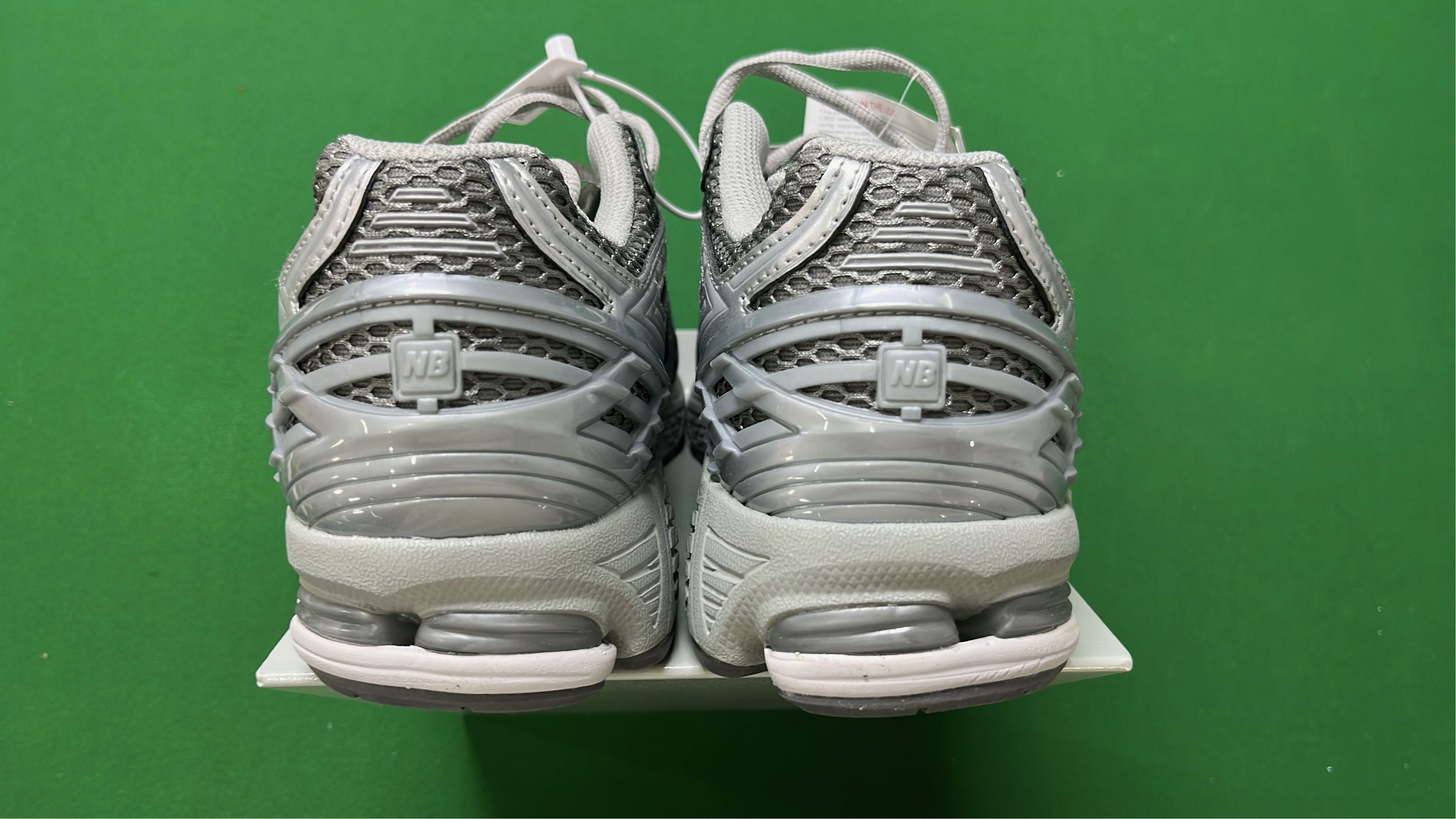 NB 1906R Running Shoes for Men and Women