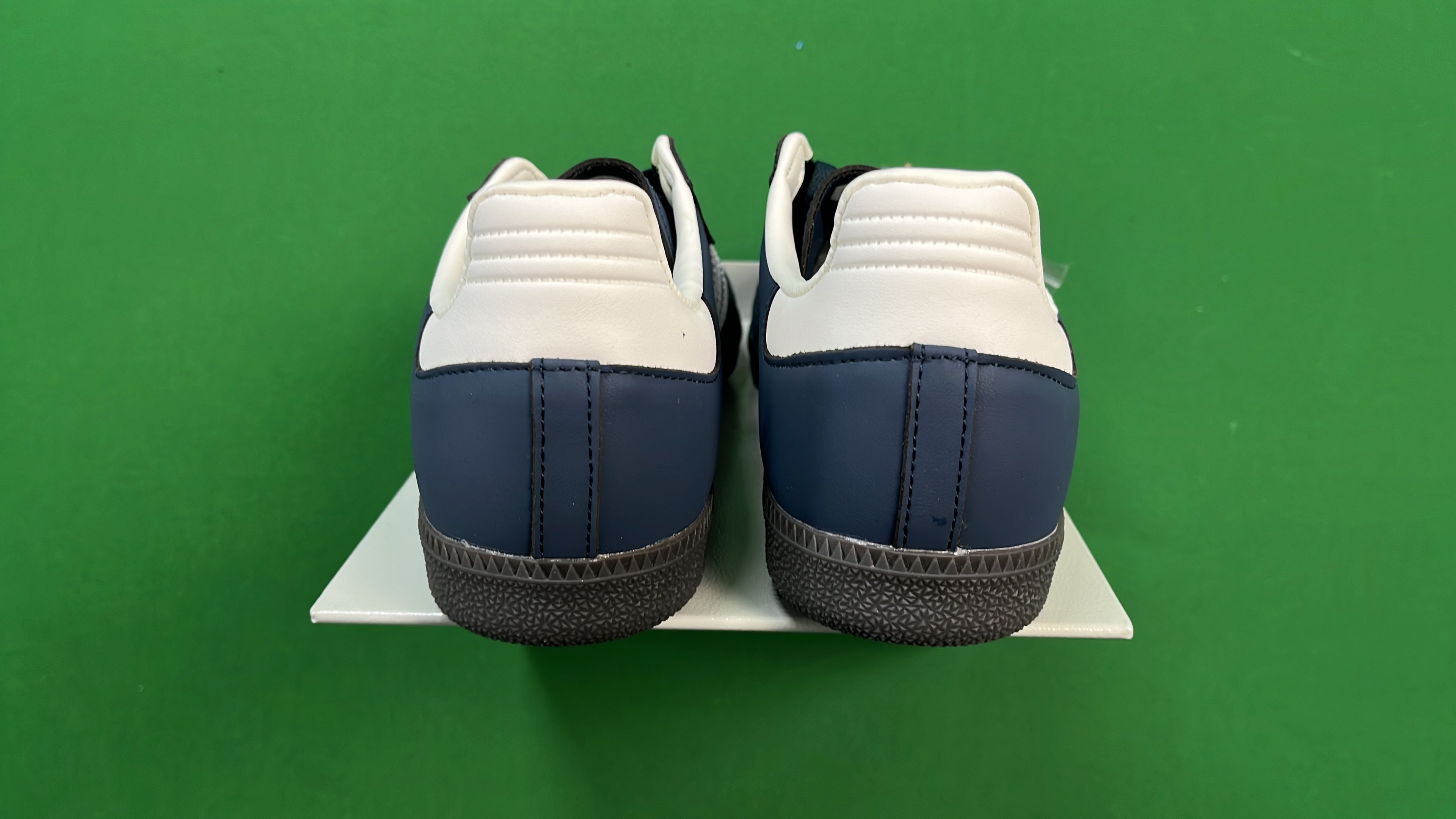 Adidas Samba Classic Sneakers - Vintage Style Shoes