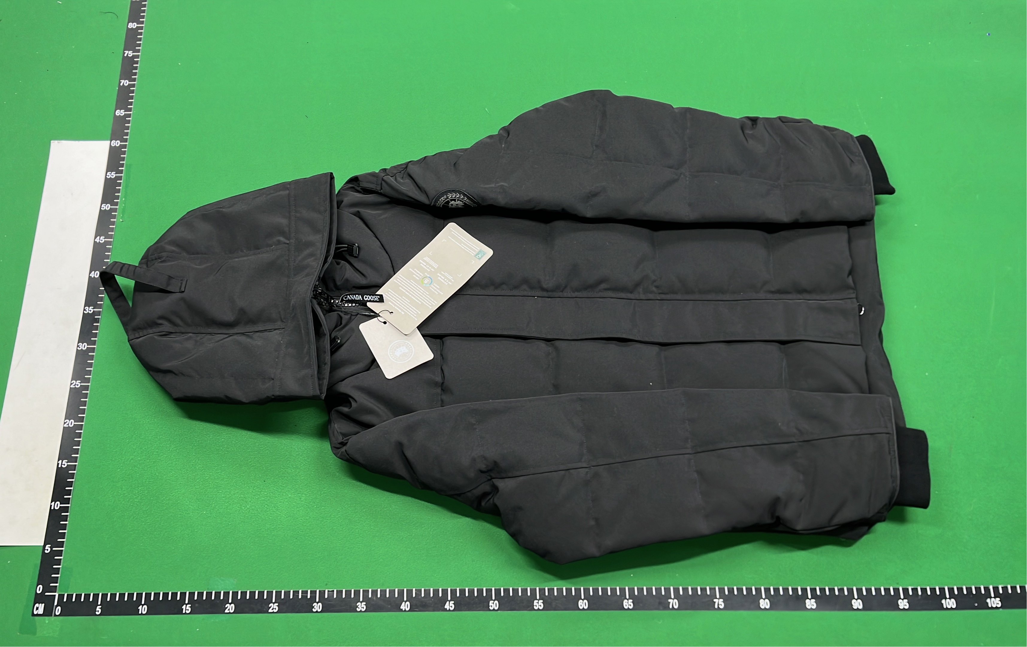 Canada Goose Down Jacket - Premium Winter Outerwear