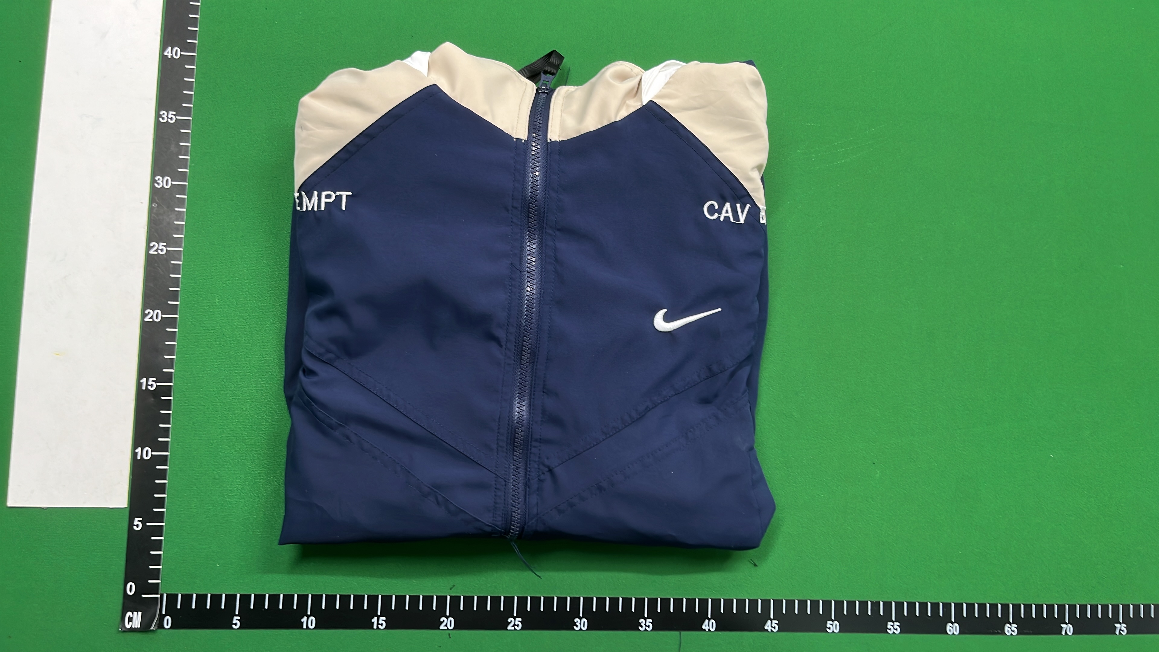 Nike Vintage Windbreaker Jacket Blue Beige