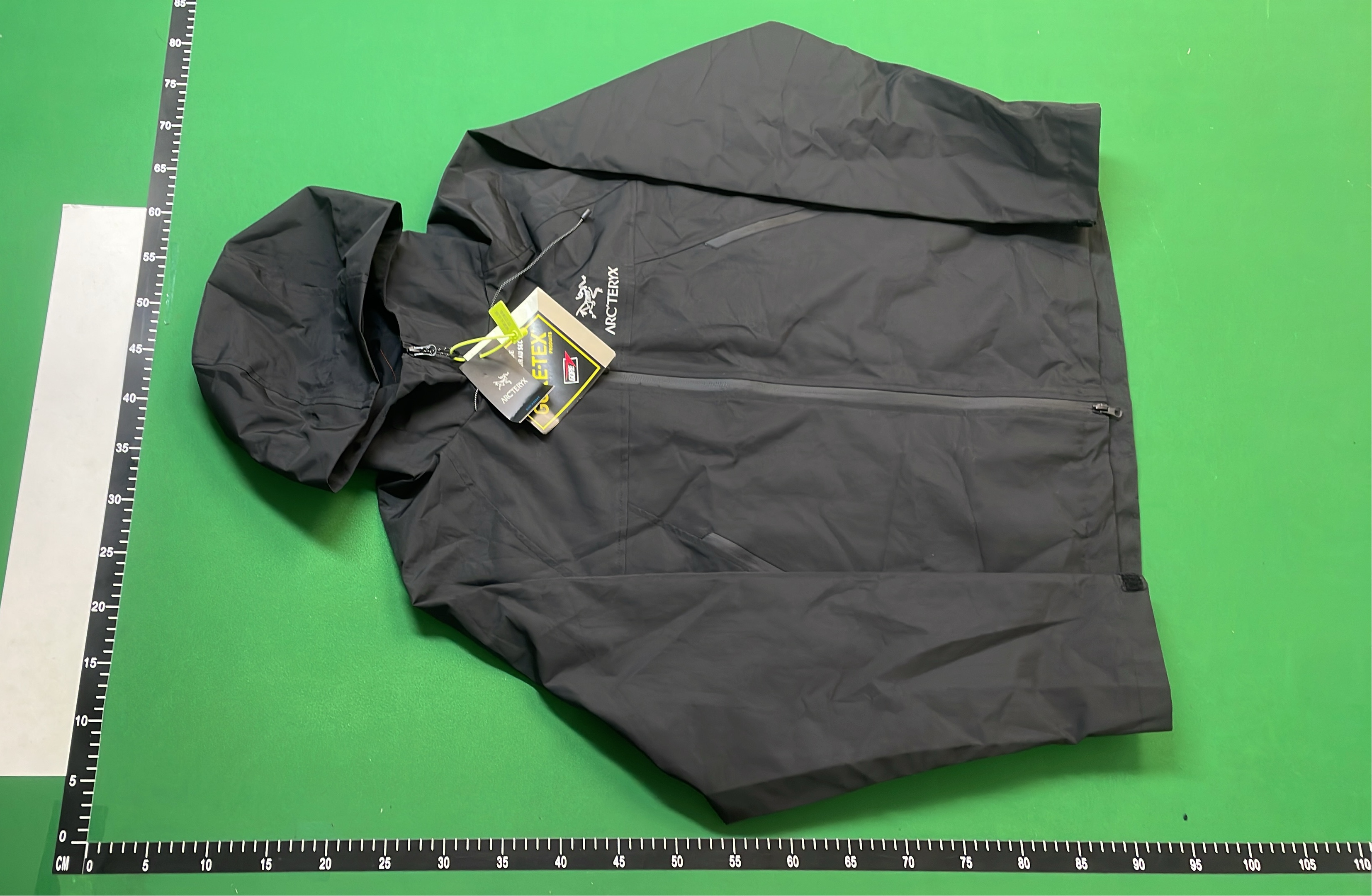 Arc'teryx Gore-Tex Waterproof Jacket for Men