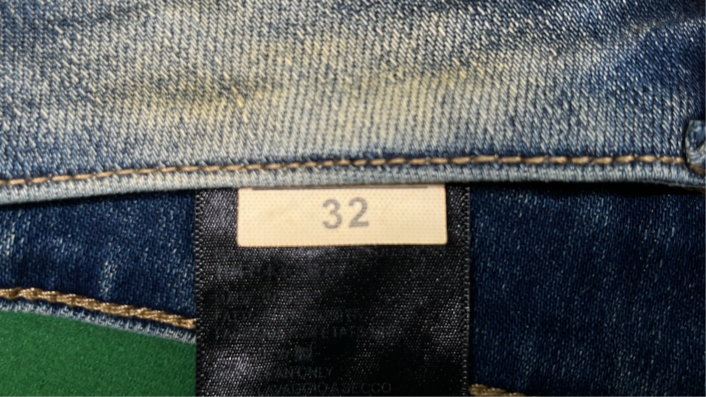 AMIRI Star Print Distressed Denim Jeans