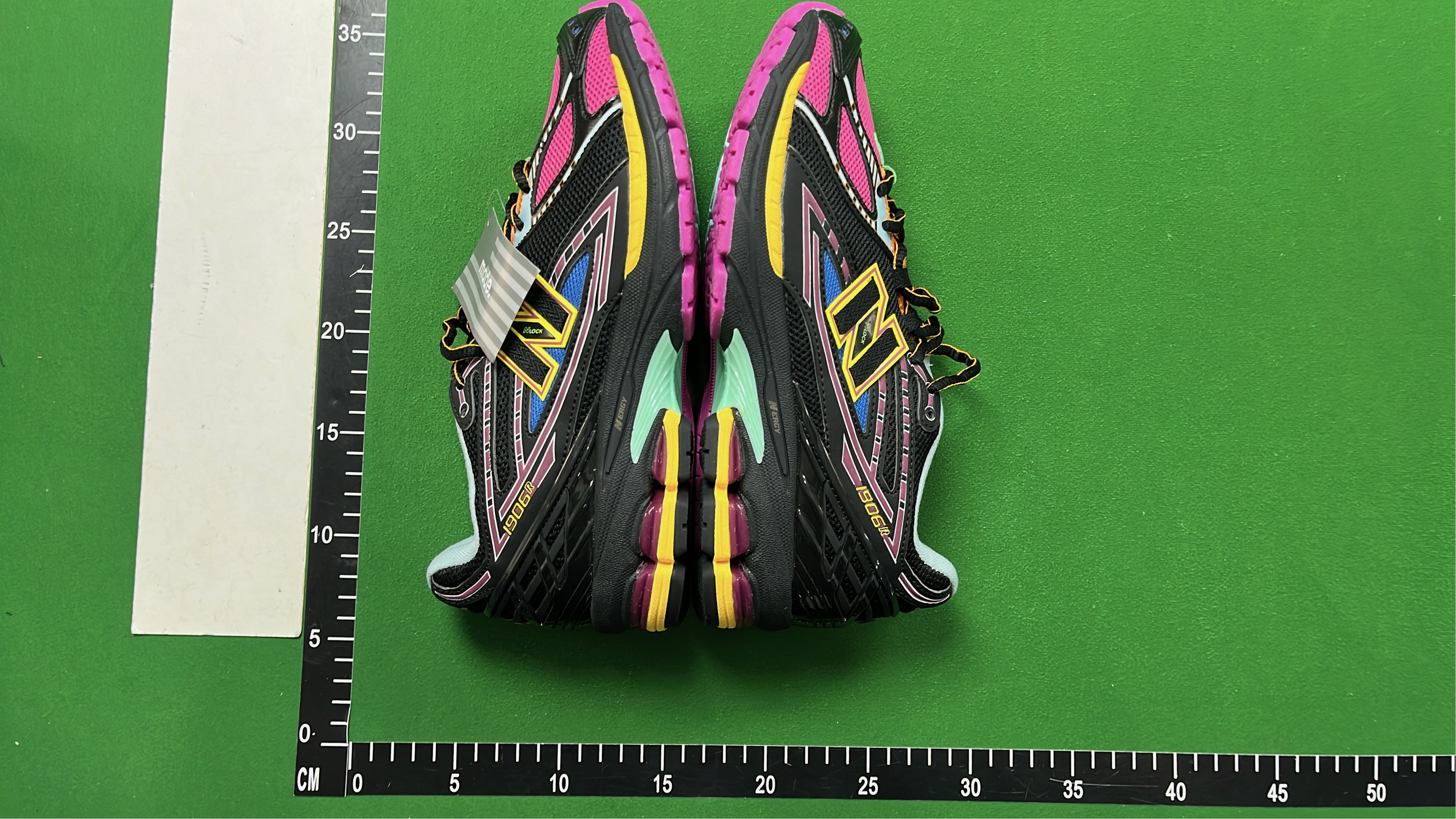 New Balance 1906R Running Shoes