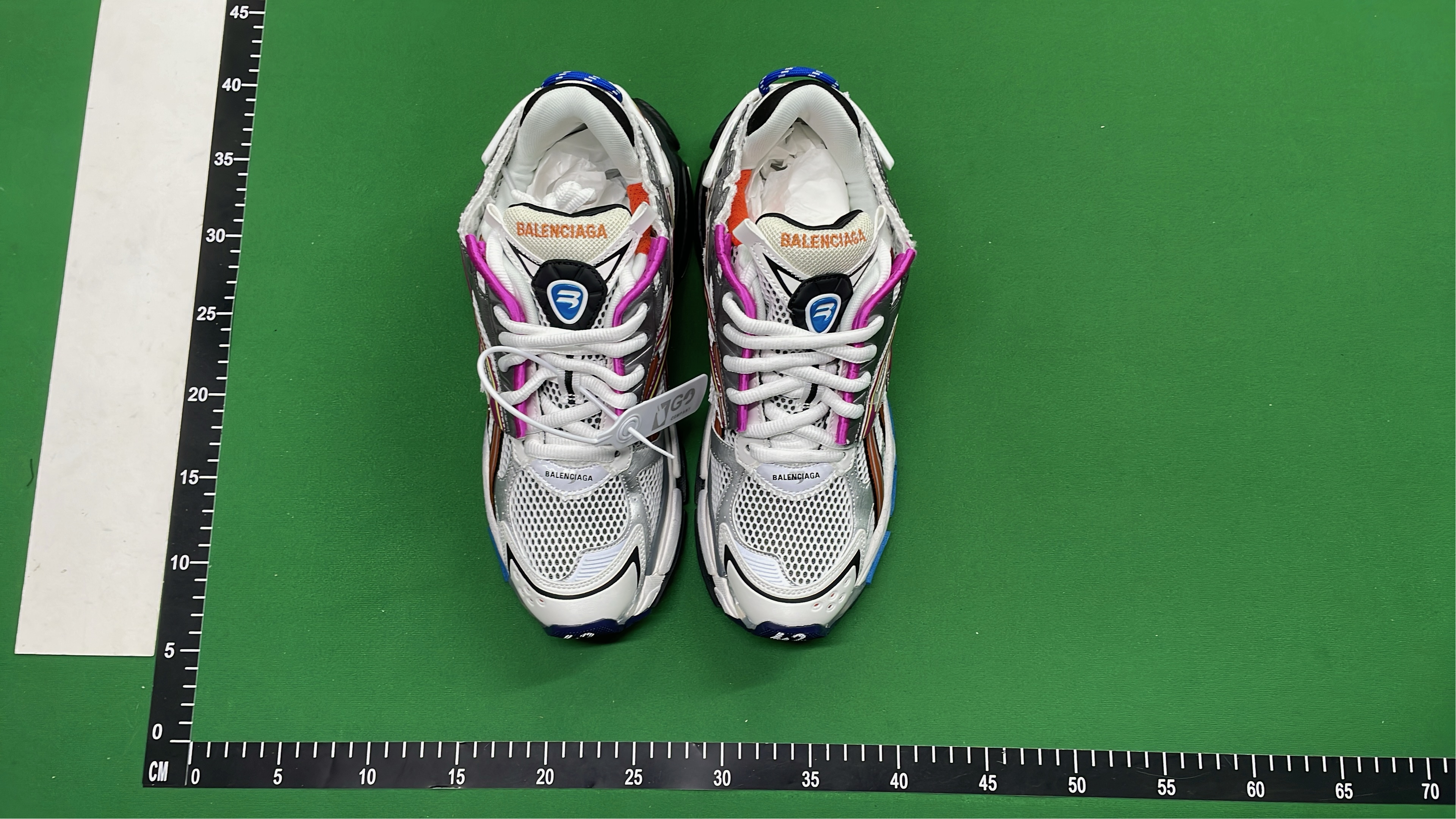 Black Runner Sneakers for Men - Stylish & Comfortable Athletic Shoes