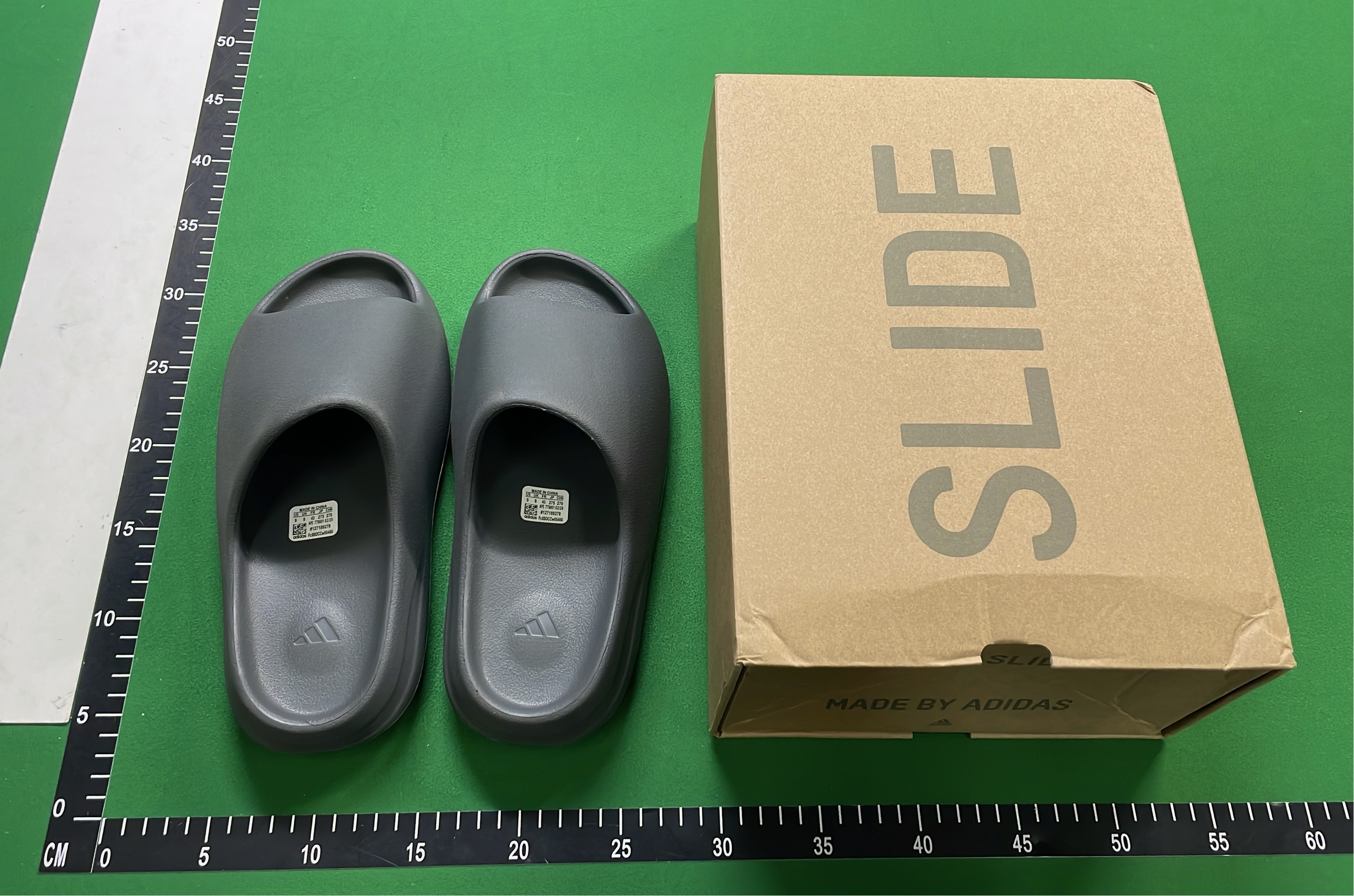 Yeezy Slide Black Comfortable Slip-On Sandals
