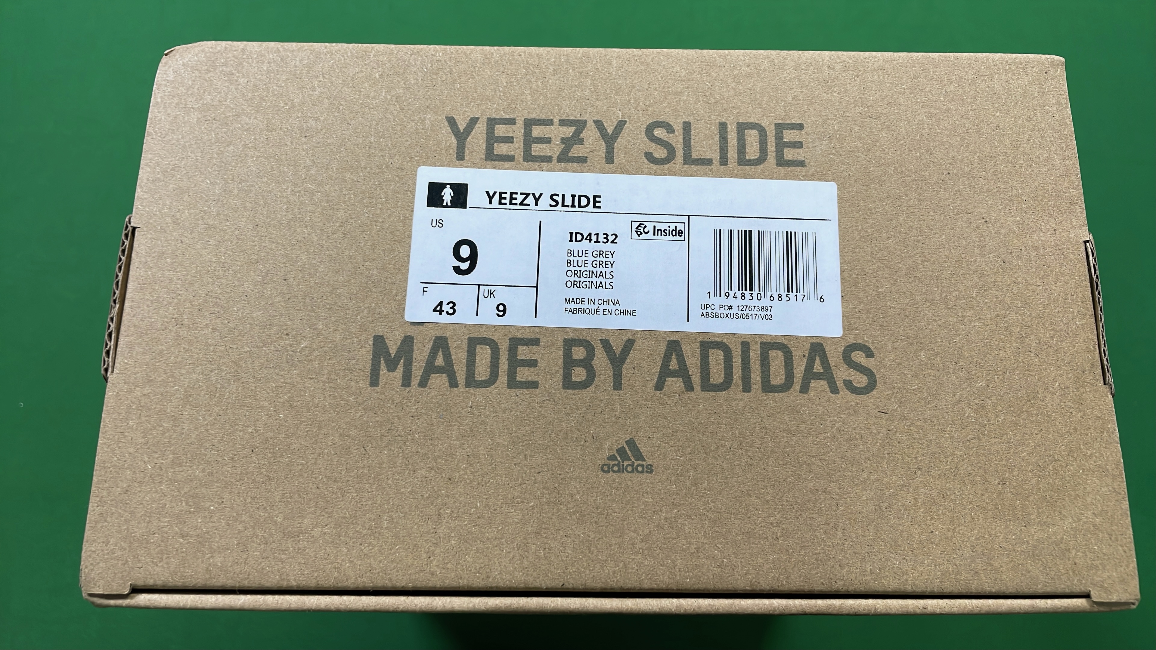 Yeezy Slide Black Comfortable Slip-On Sandals