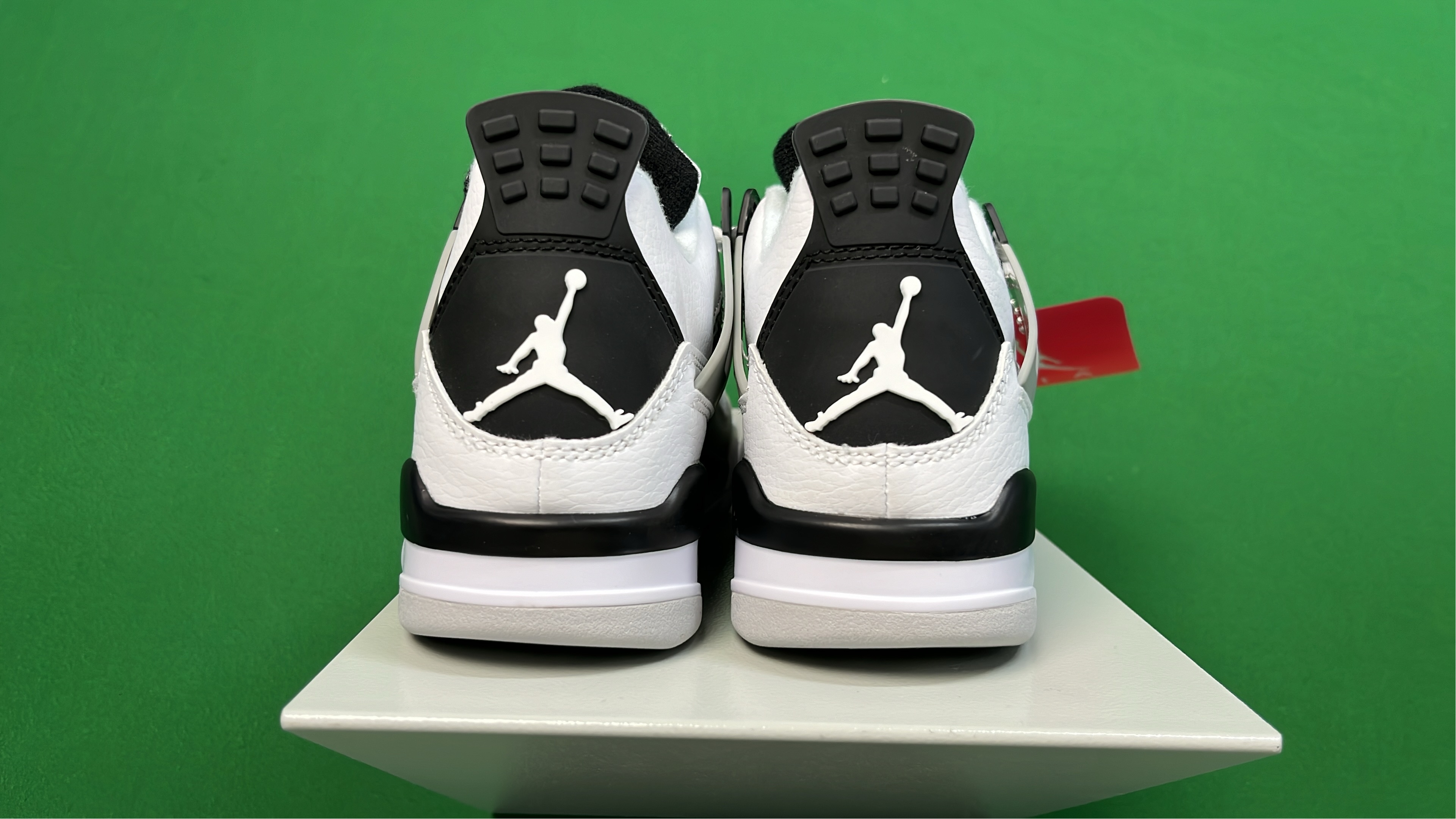 Air Jordan 4 Retro Sneakers Collection