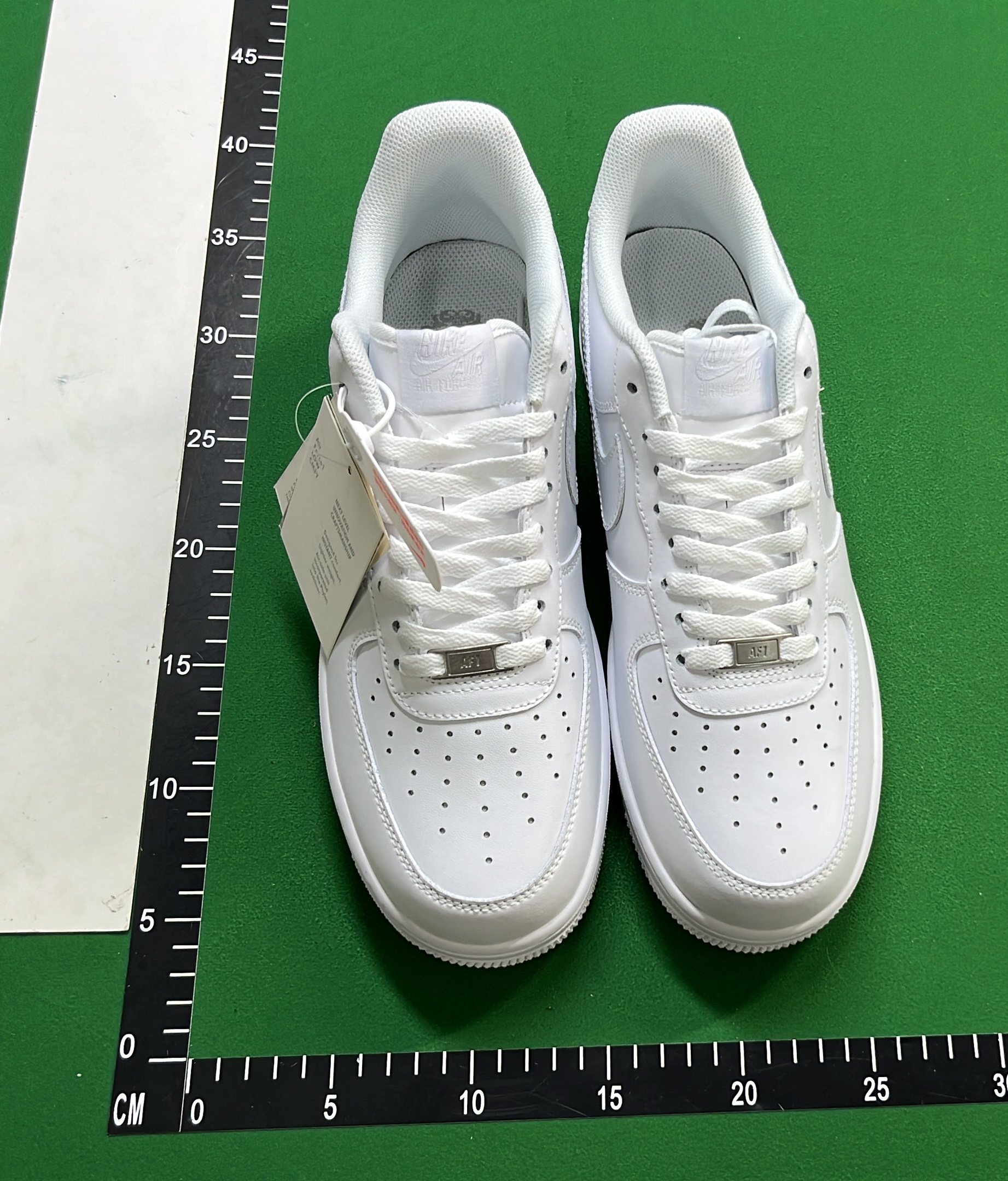 White Nike Air Force 1 Low Sneakers for Men and Women