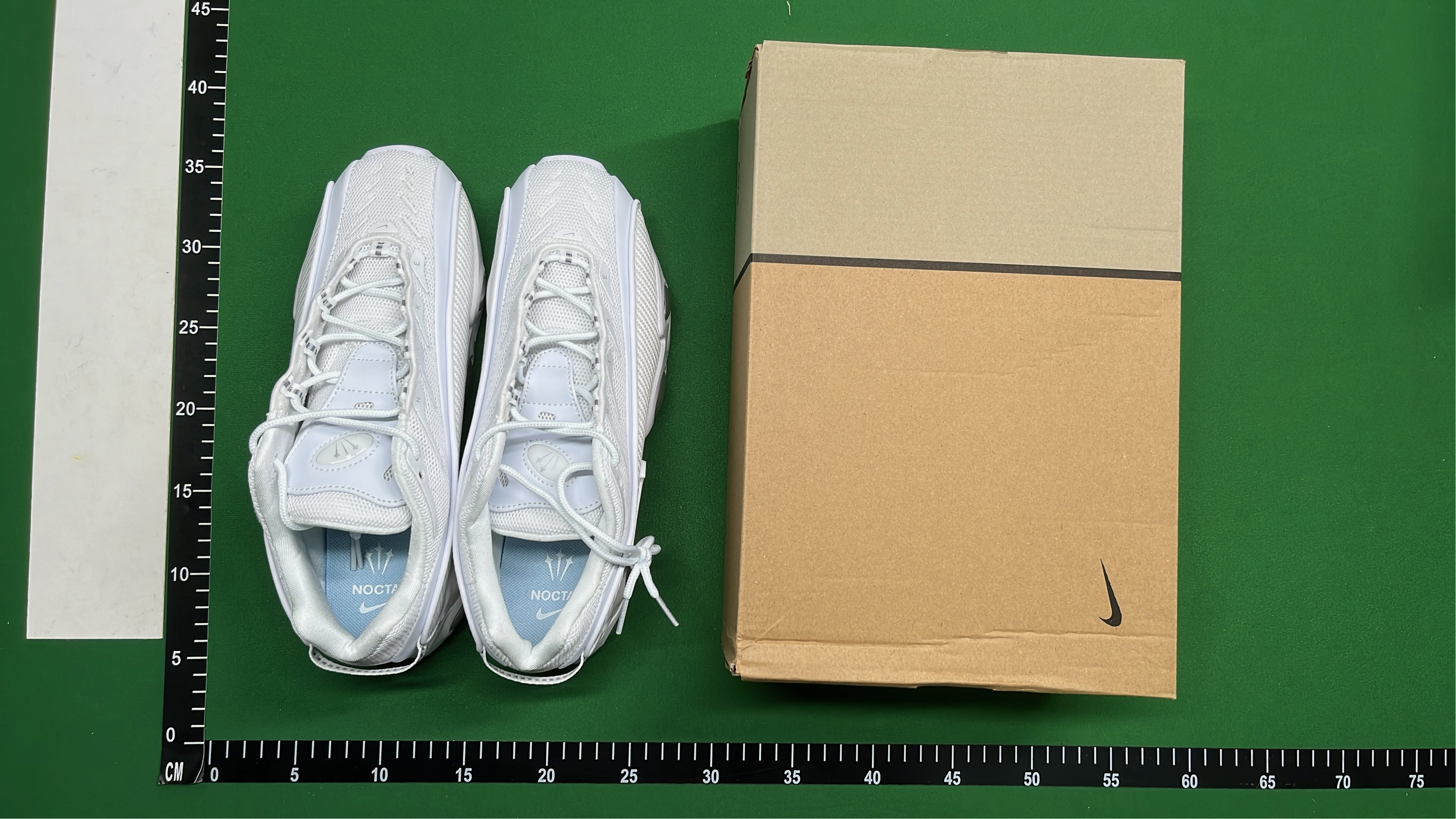 Nike Air Max 2090 Sneakers - Men's Running Shoes with Visible Air Units