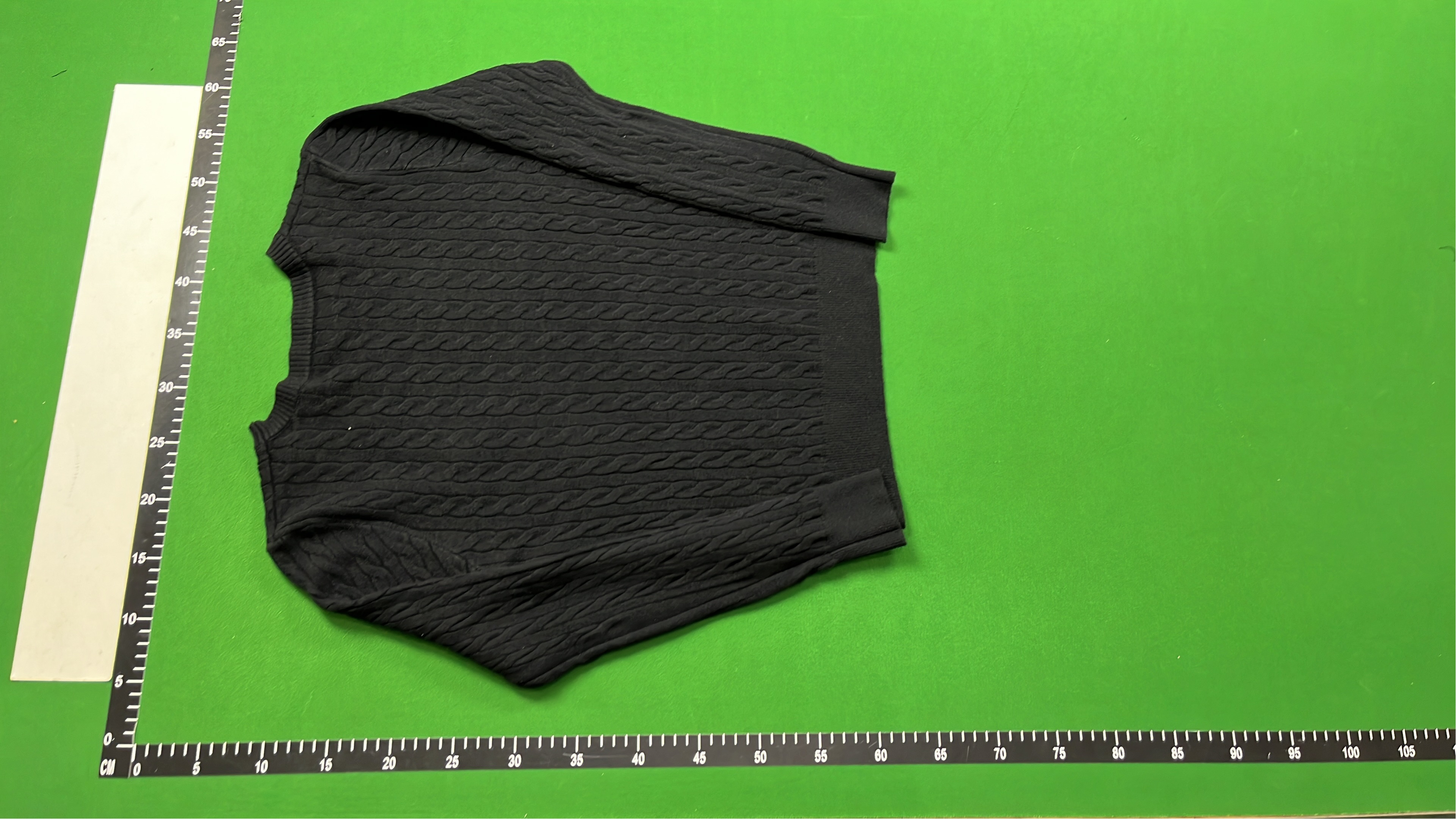 Cable Knit Sweater for Men - Classic Crewneck Design
