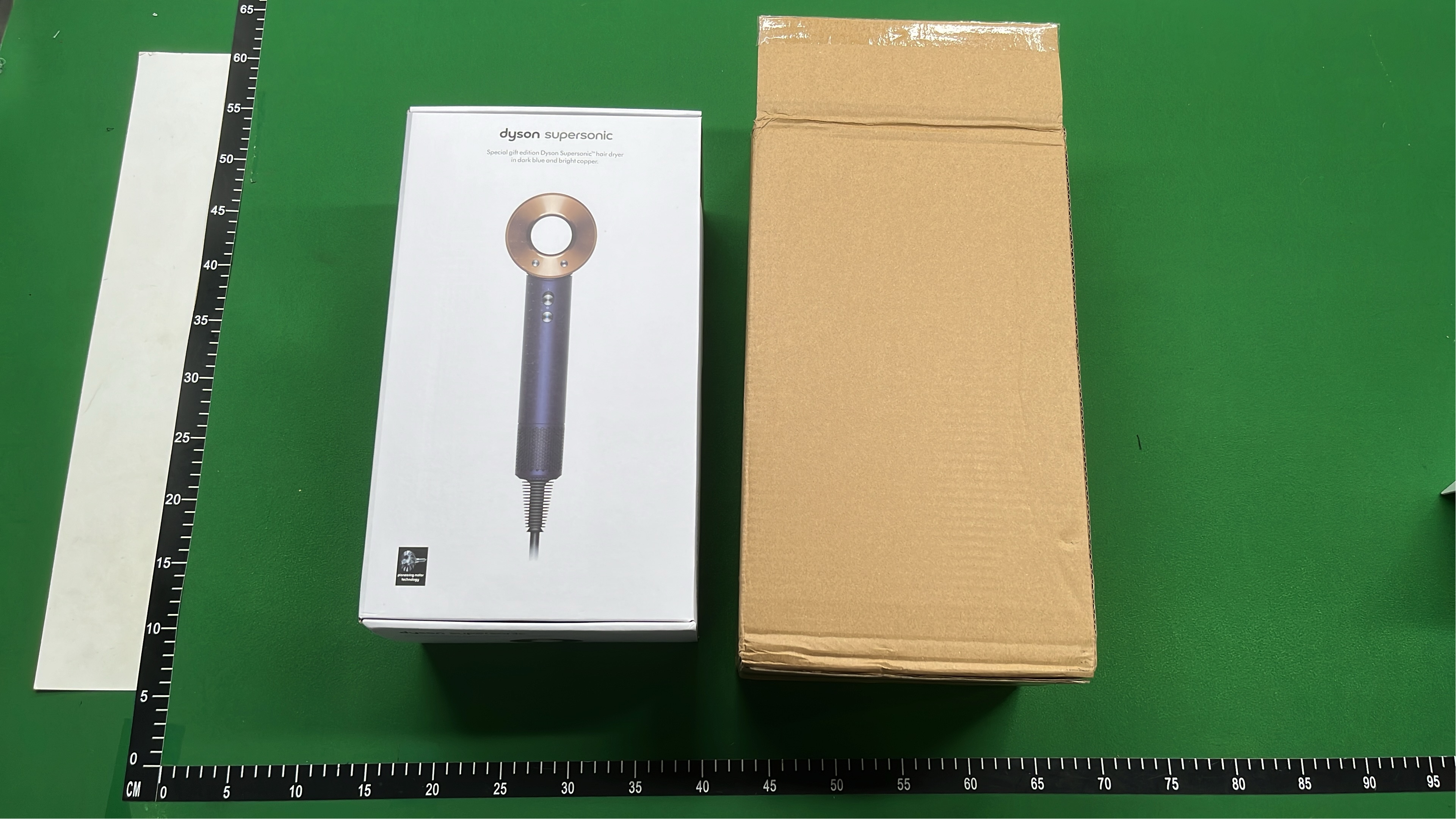 Dyson Supersonic Hair Dryer with Attachments