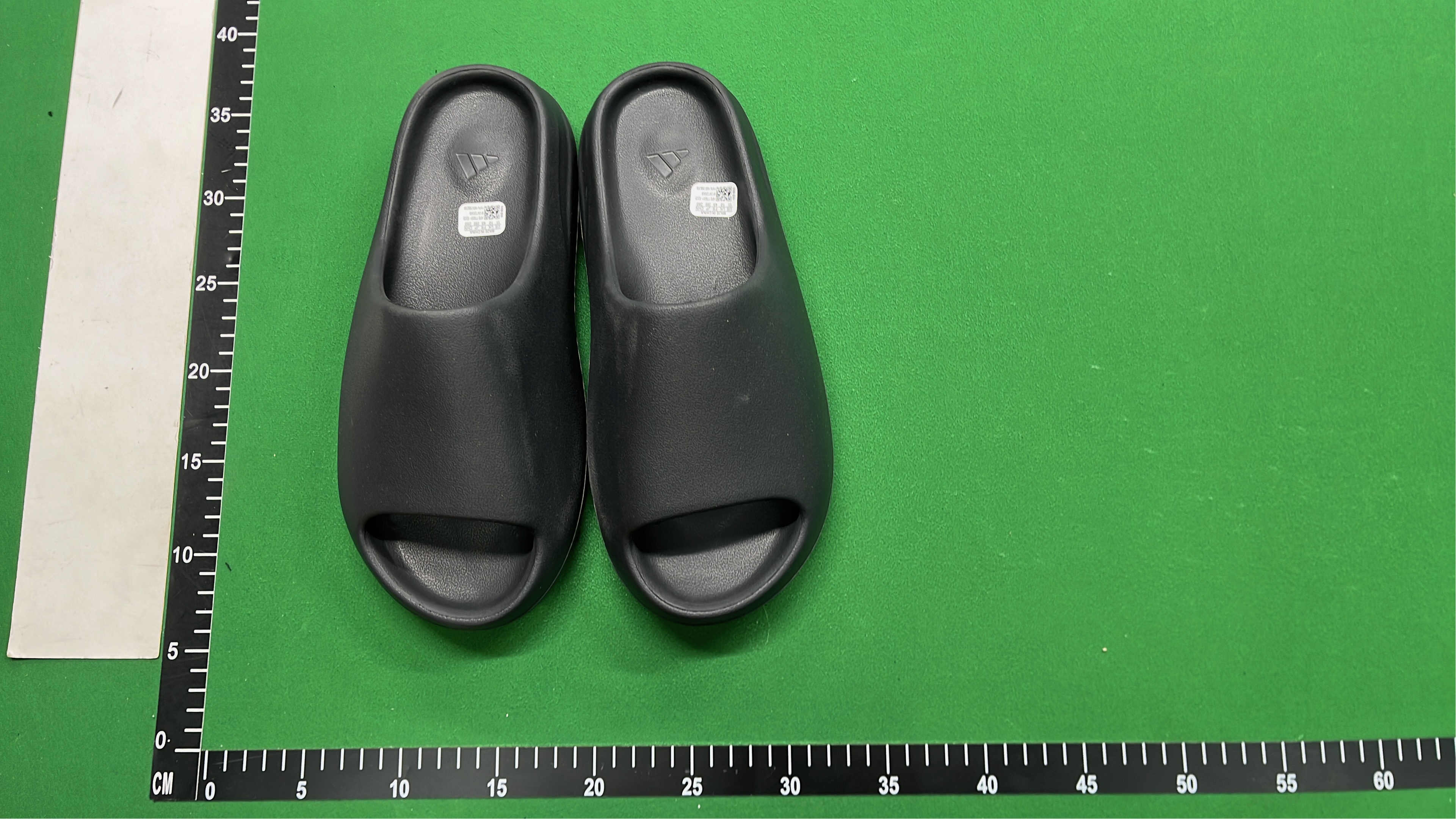 Yeezy Slide Sandals - Comfortable Casual Footwear