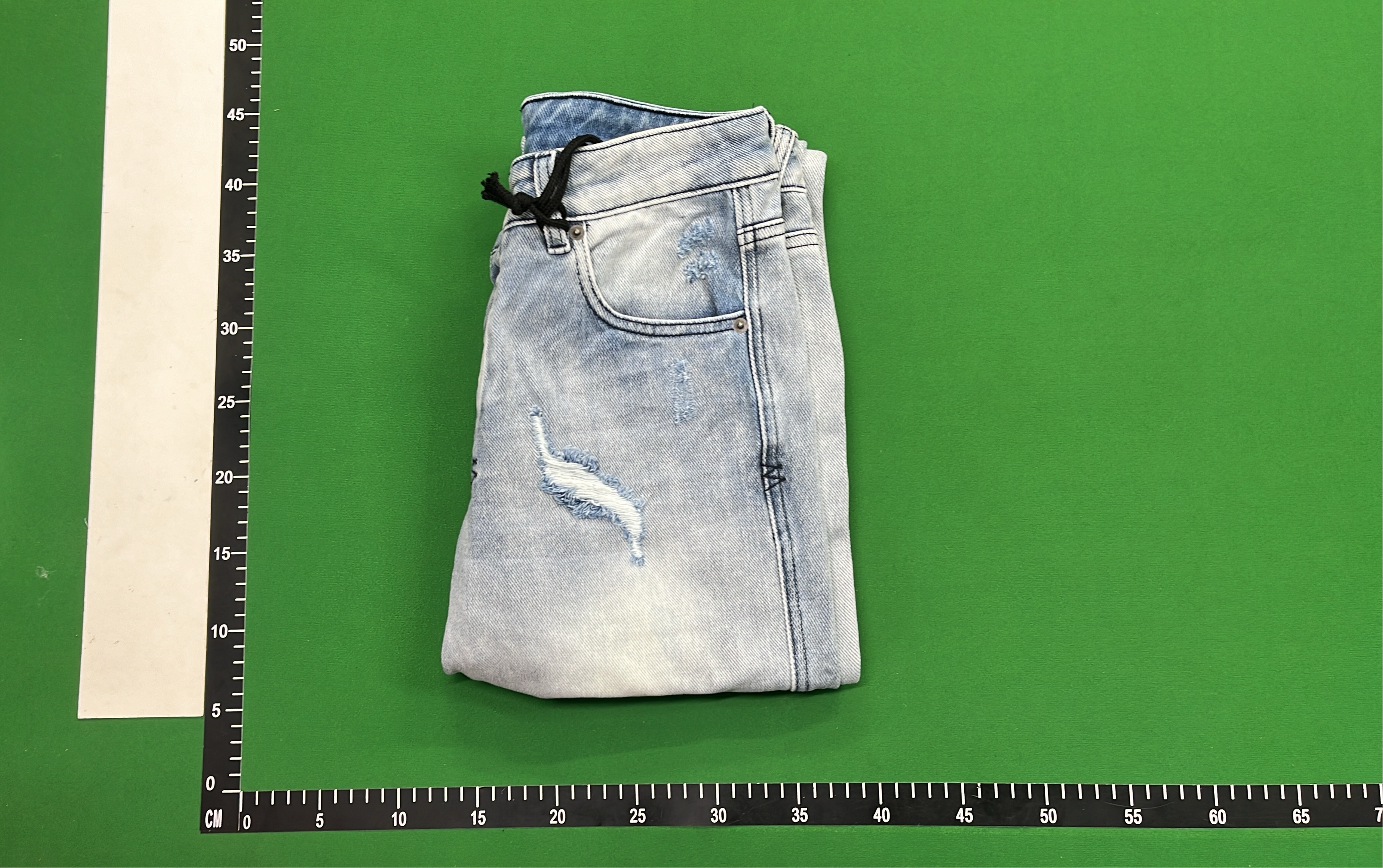Men's Fashion Distressed Jeans with Rips and Patches