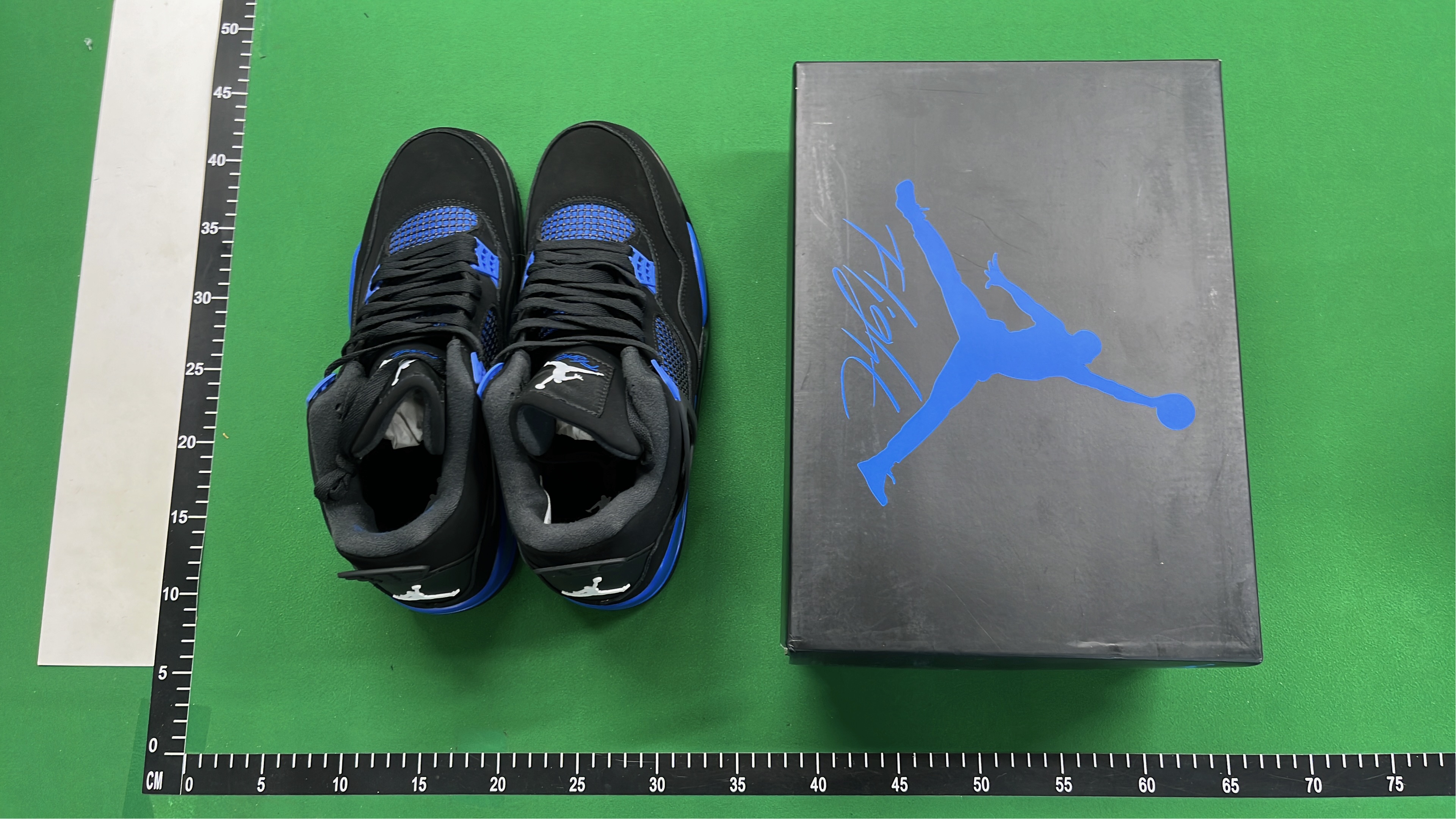 Air Jordan 4 Retro Shoes - Classic Sneakers for Men and Women