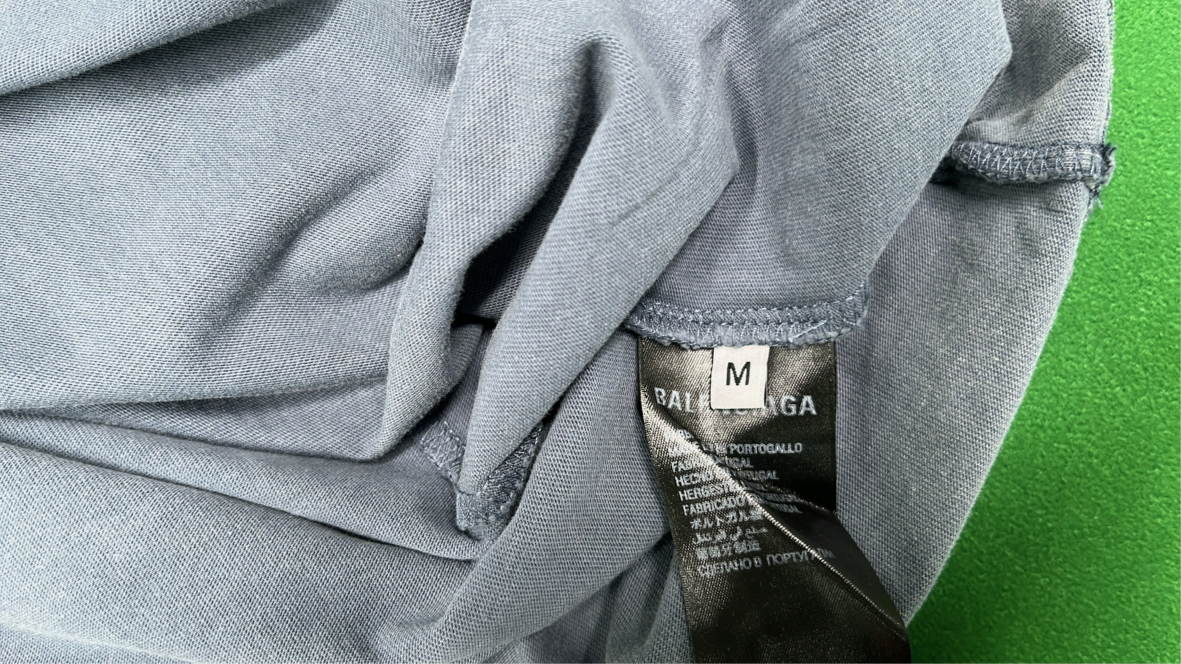 Gray Oversized T-Shirt with Red Chinese Characters 'City'