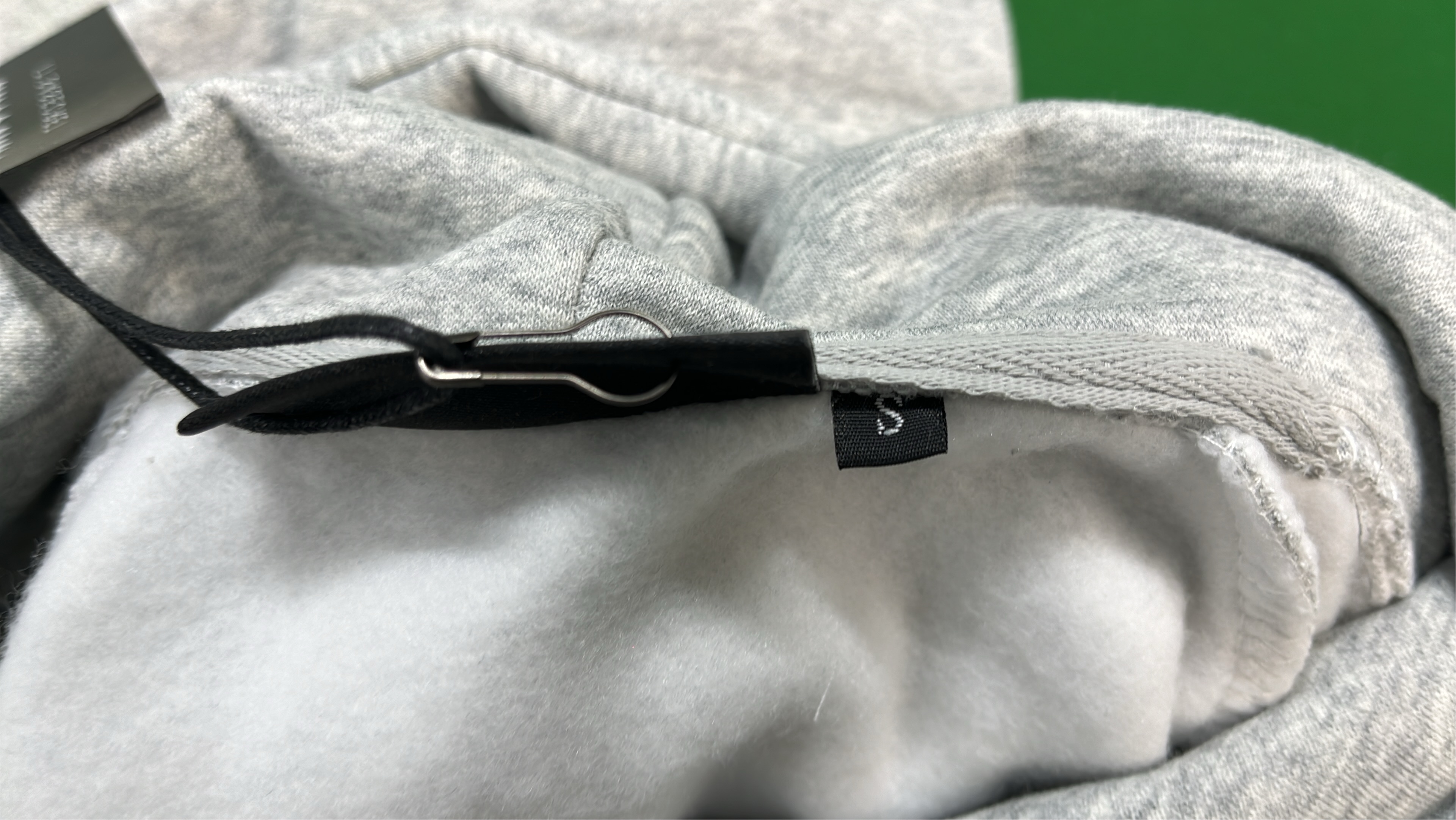 TRAPSTAR Hoodie & Pants Set - Grey and Black Sweatshirt Outfit
