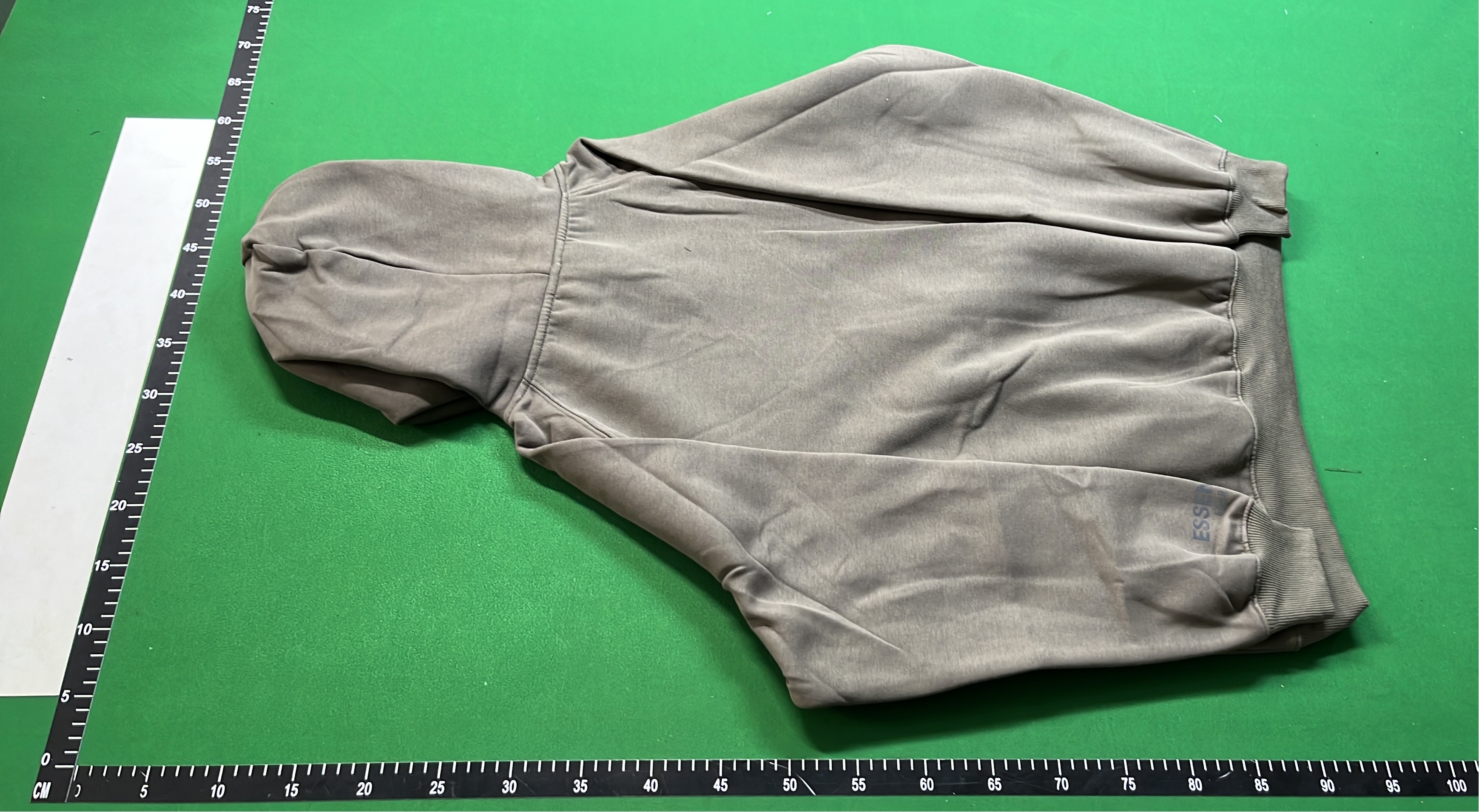 ESSENTIALS Hoodie - Premium Streetwear Sweatshirt