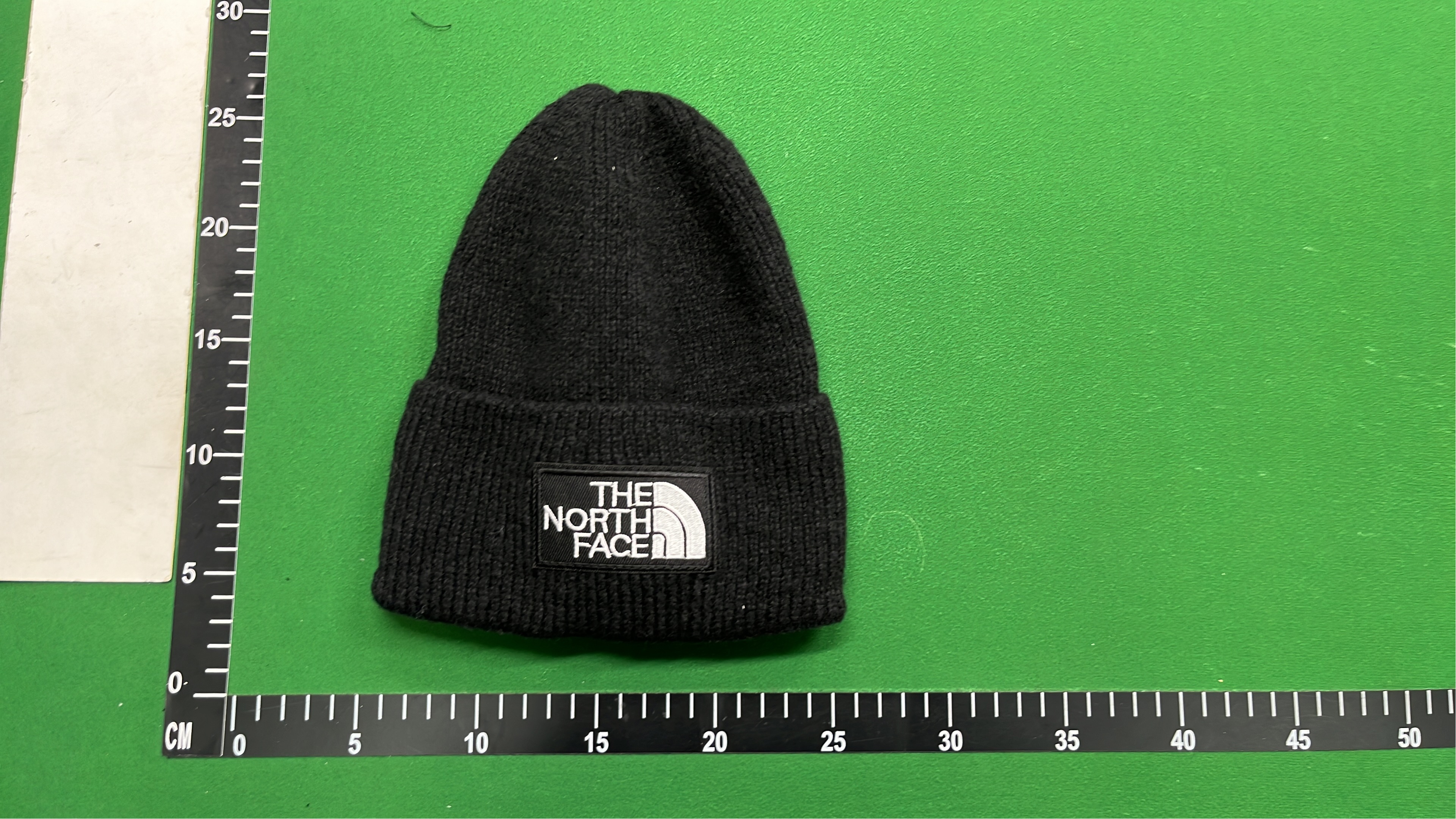 The North Face Never Stop Exploring Knit Beanie Hat
