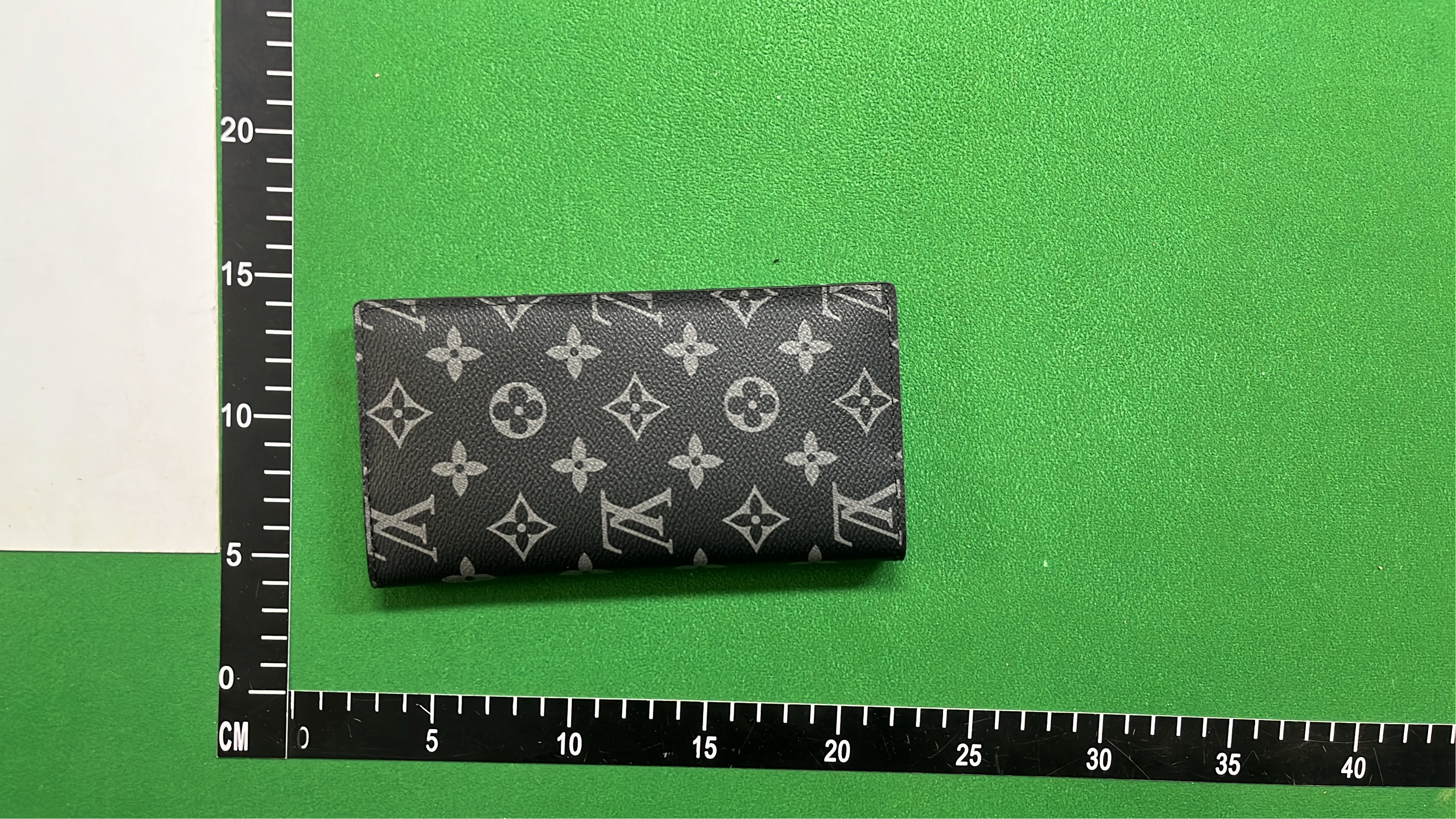 Louis Vuitton Wallets in Iconic Monogram and Damier Patterns