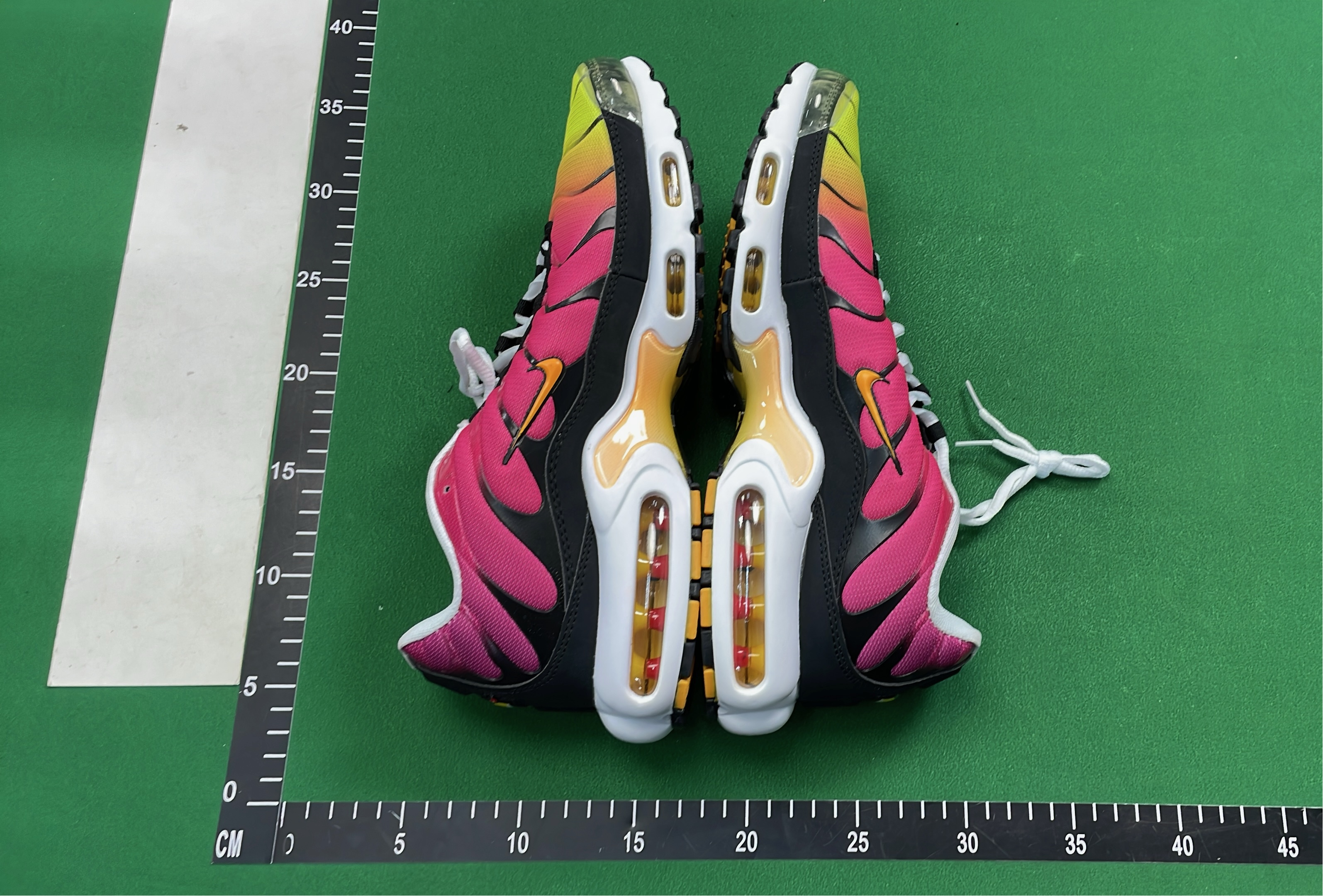 Nike Air Max TN Shoes - Classic Running Sneakers for Men and Women