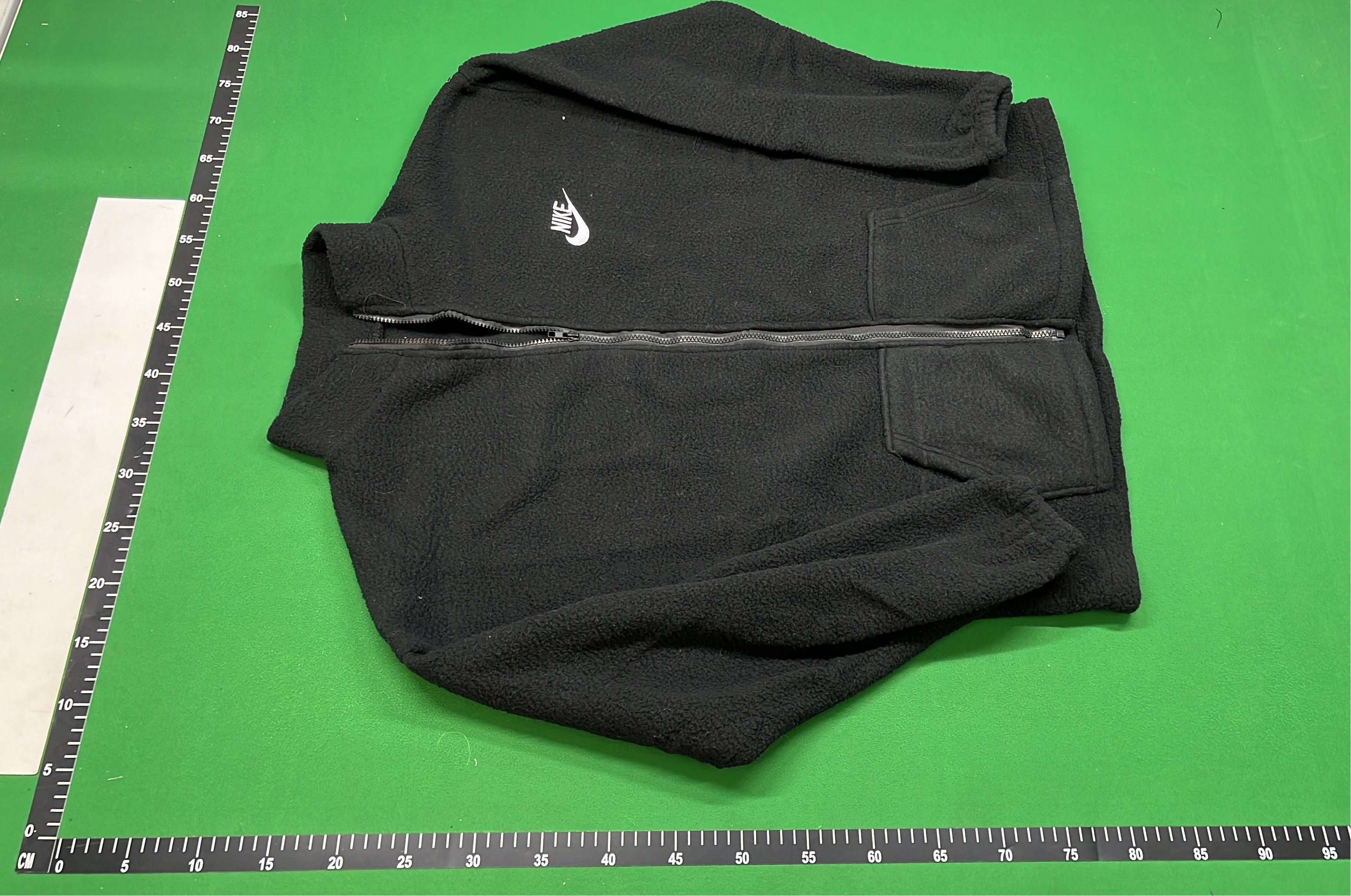 Cream Fleece Jacket with Zipper and Pockets