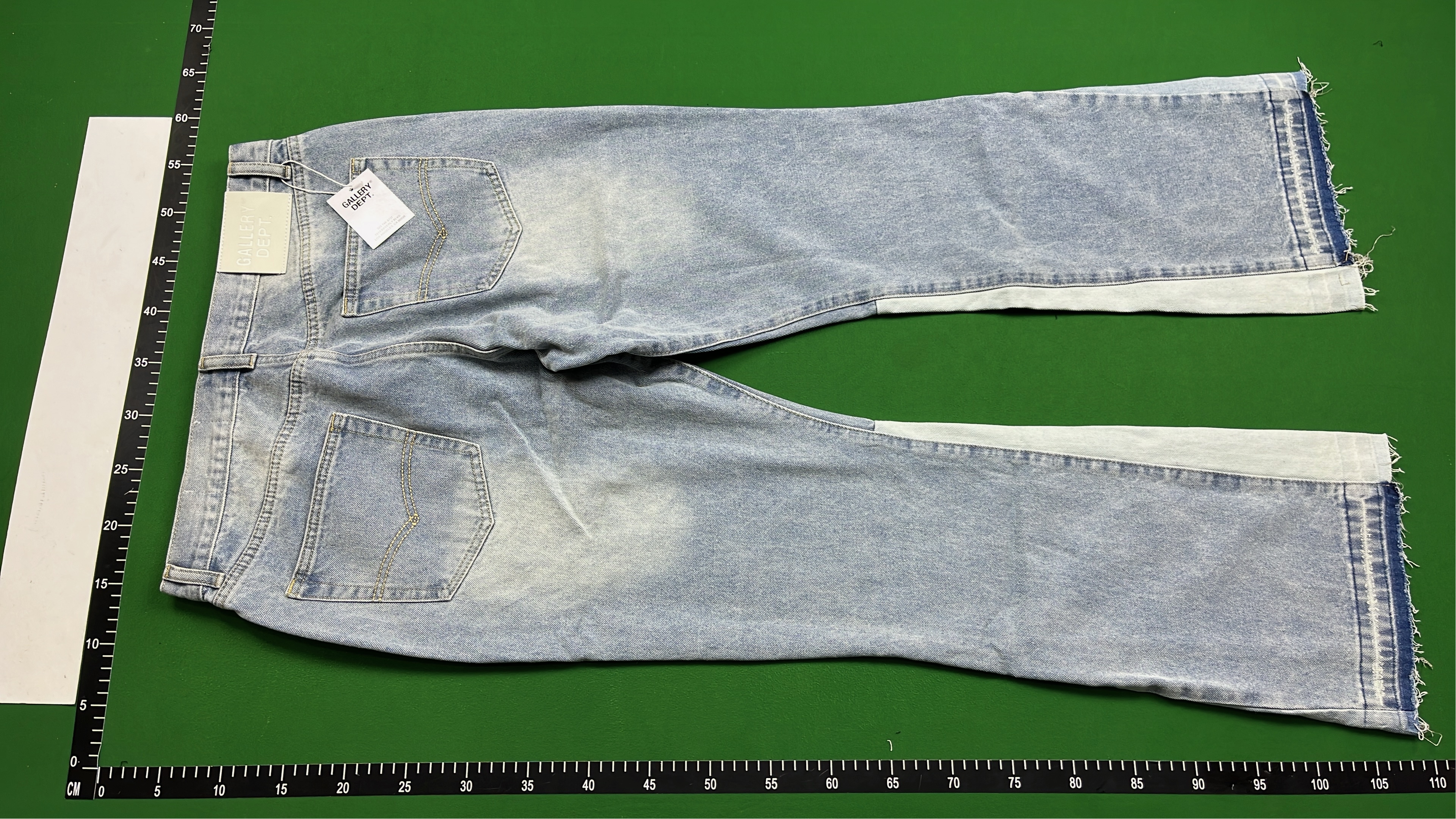 Women's Wide Leg Jeans with Frayed Hem and Color Block Design