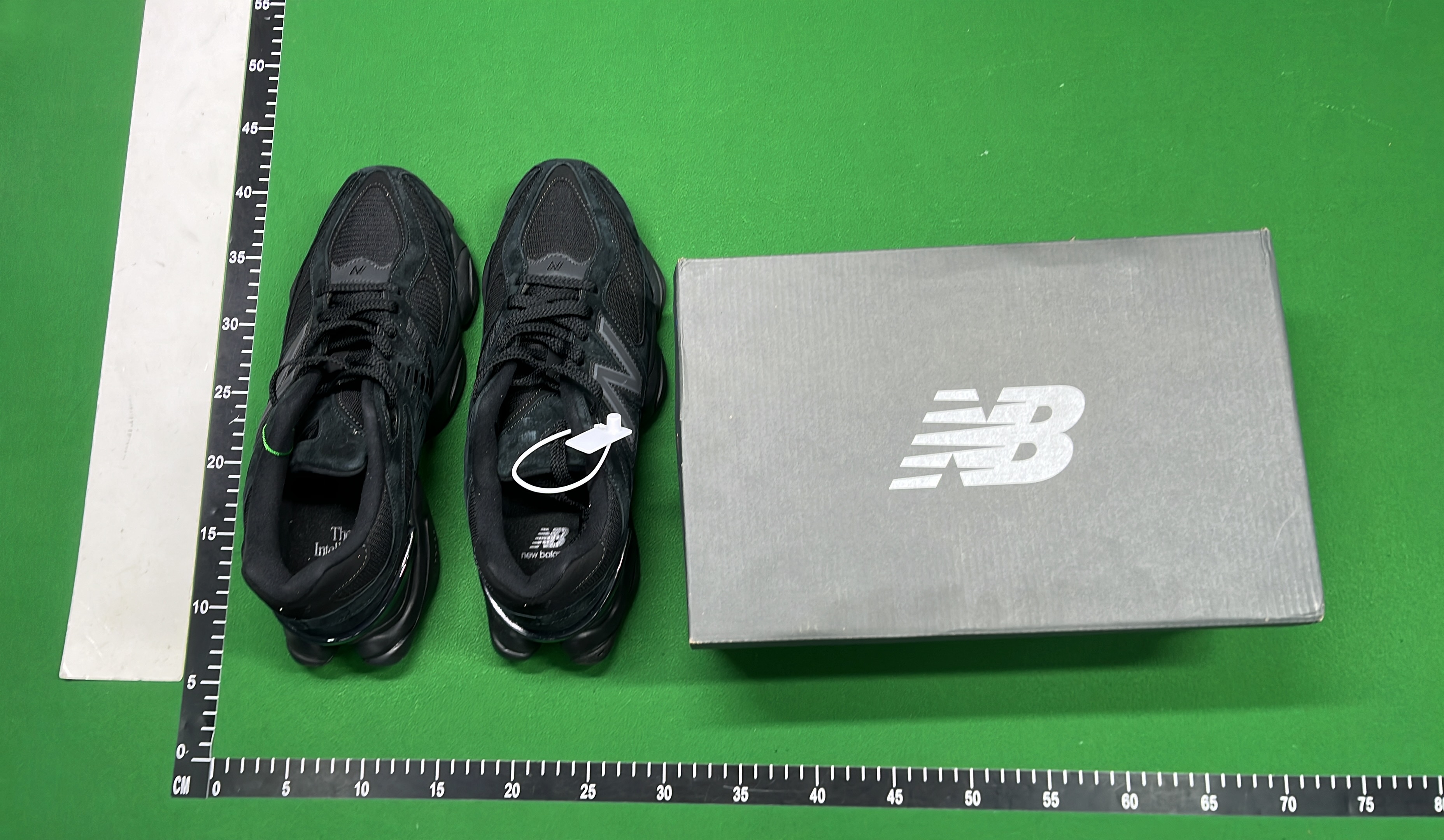 New Balance 9060 Sneakers for Men and Women