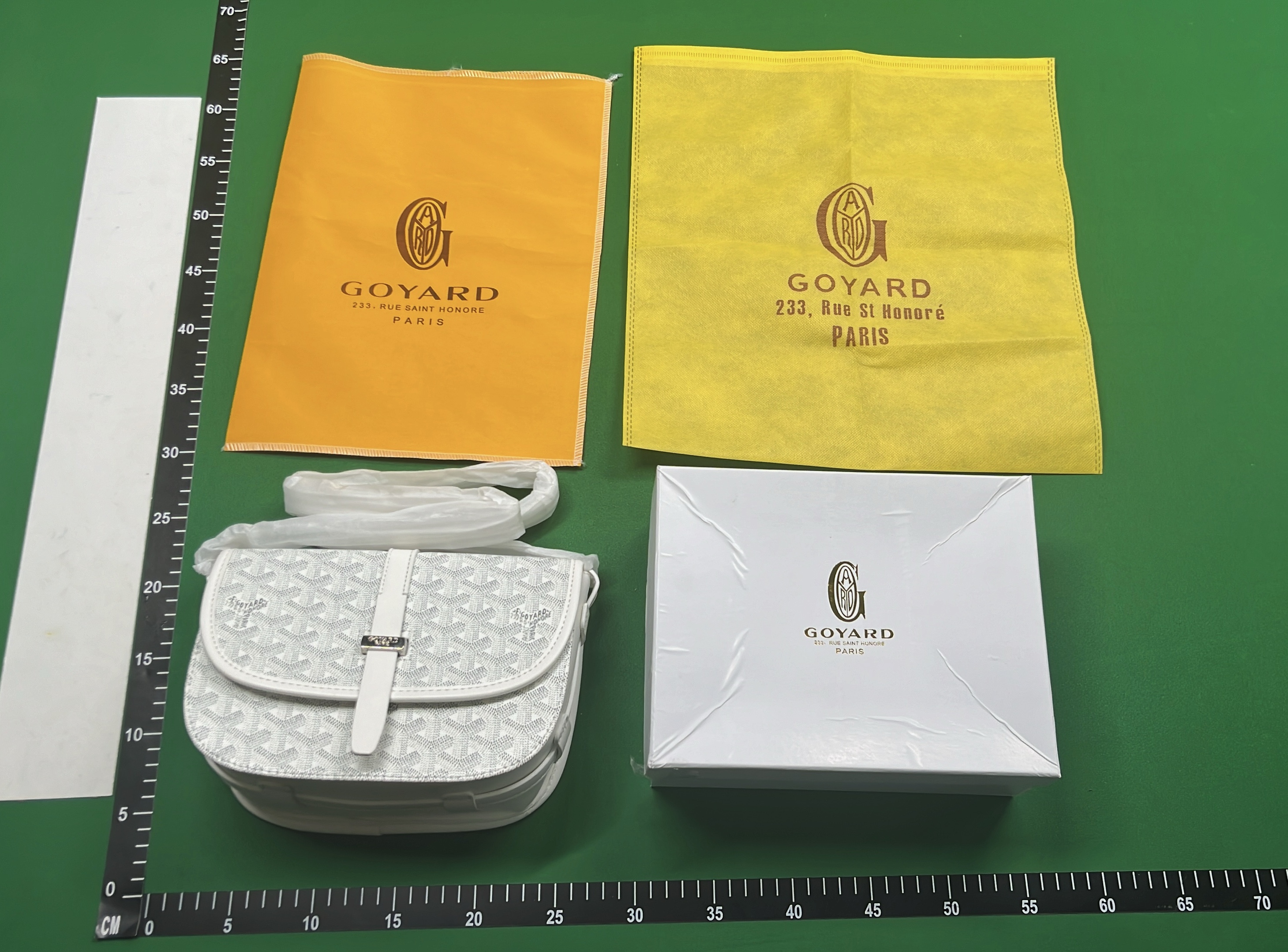 Goyard Card Holder Wallet in Classic Monogram Pattern
