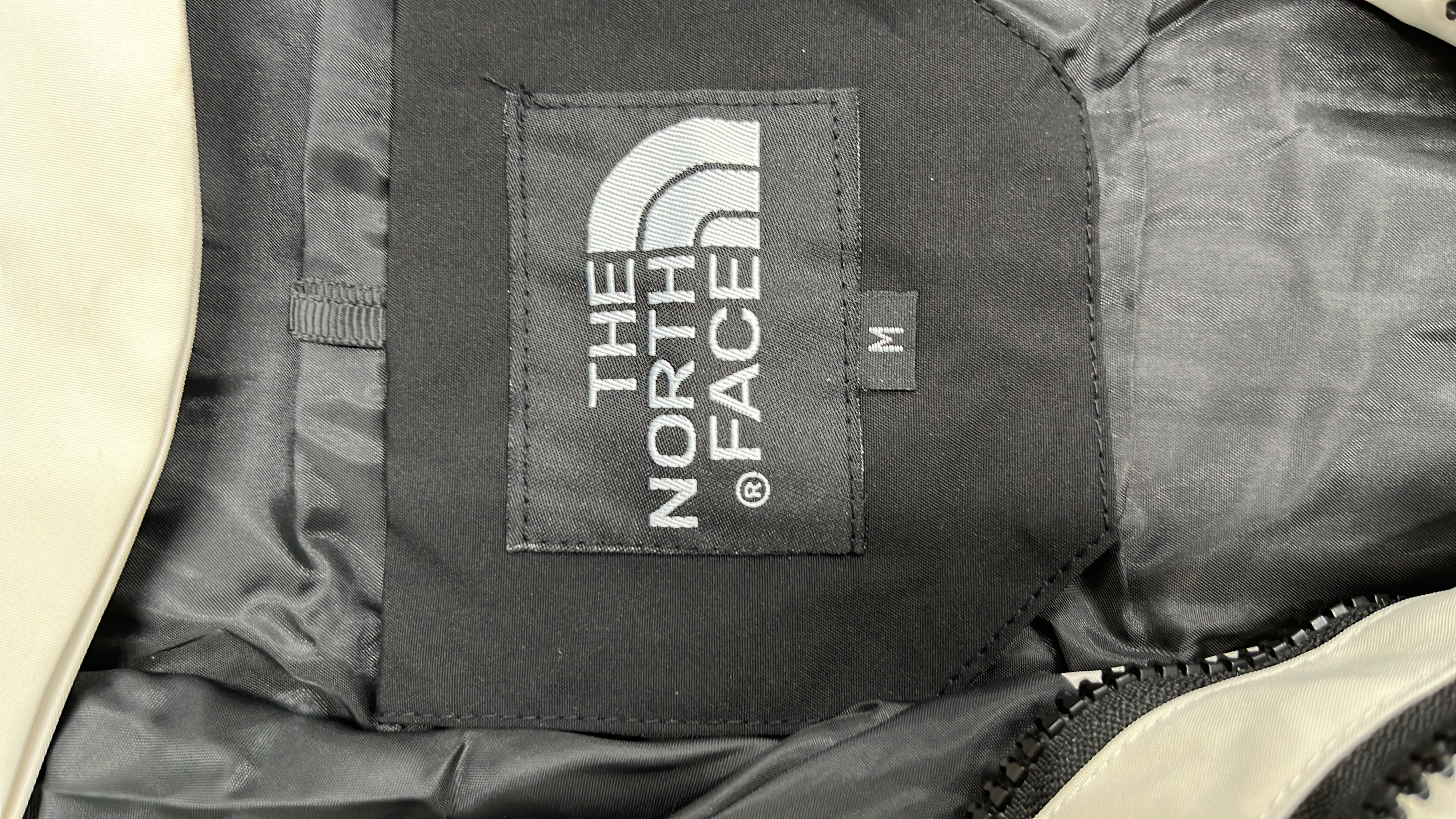 The North Face Gore-Tex Jacket - Waterproof Outdoor Ski Jacket