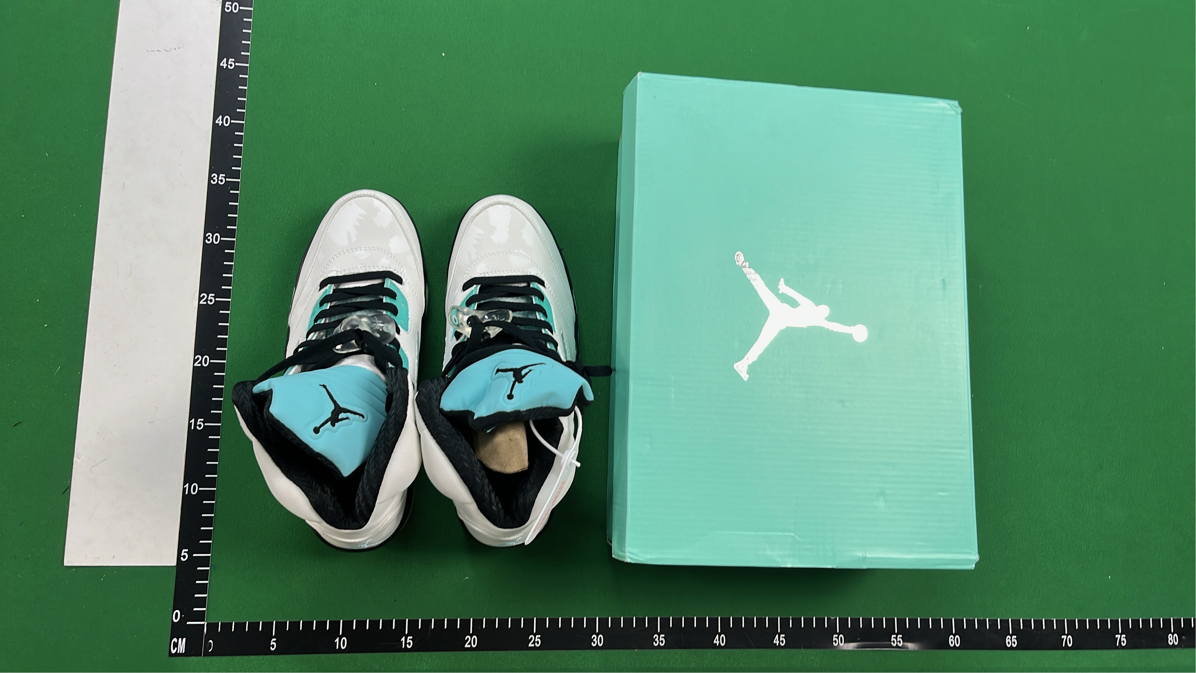 Air Jordan 5 Retro White Green 23 Basketball Shoes