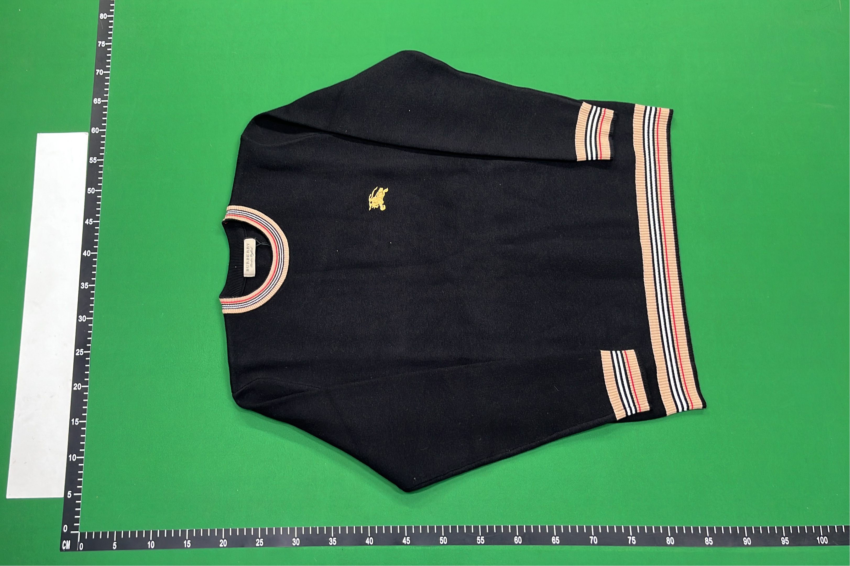 Burberry Logo Crewneck Sweater for Men and Women
