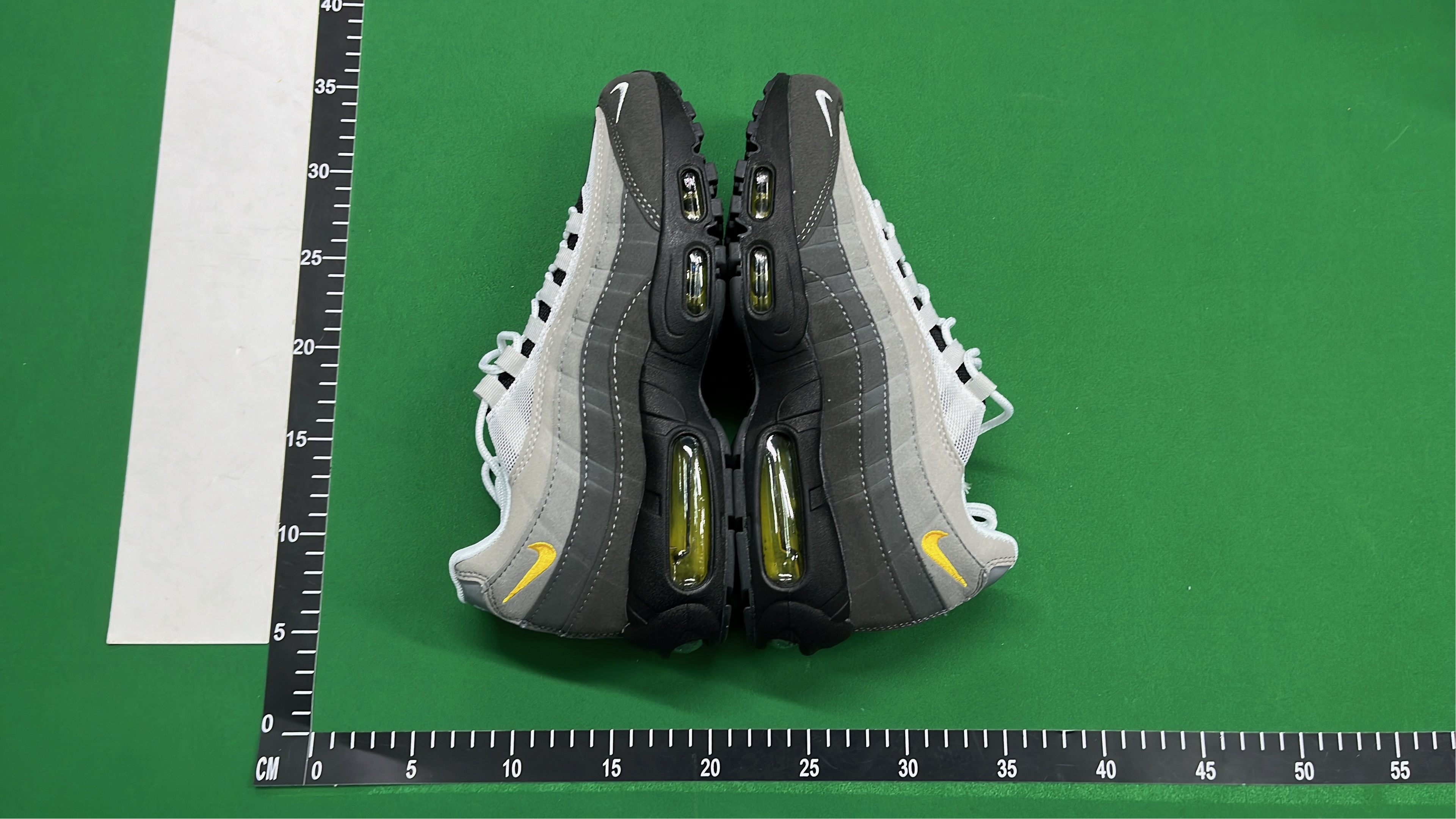 Nike Air Max 95 Women's Pink Mesh Running Shoes