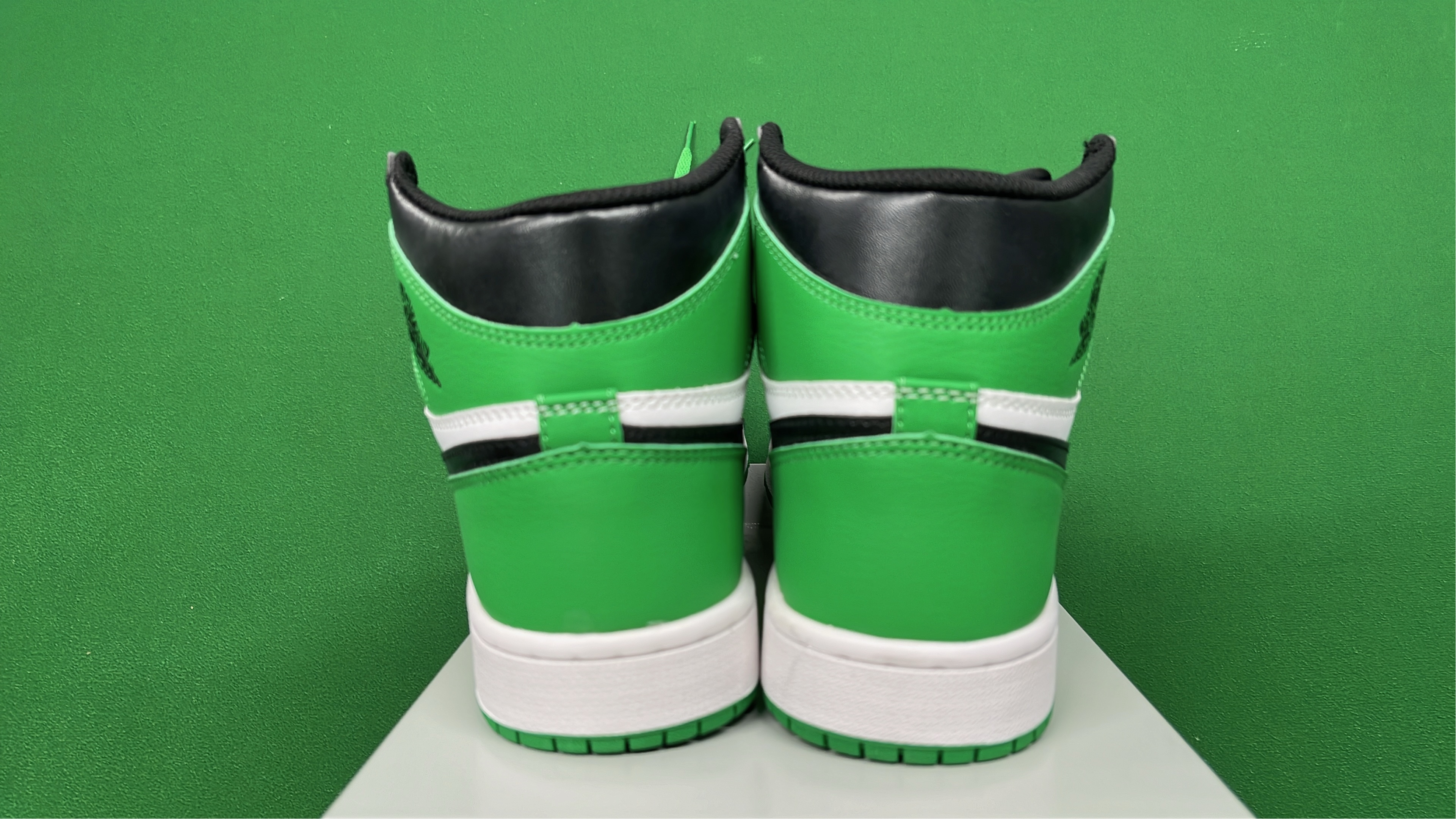 Air Jordan 1 High OG Green Black White Sneakers