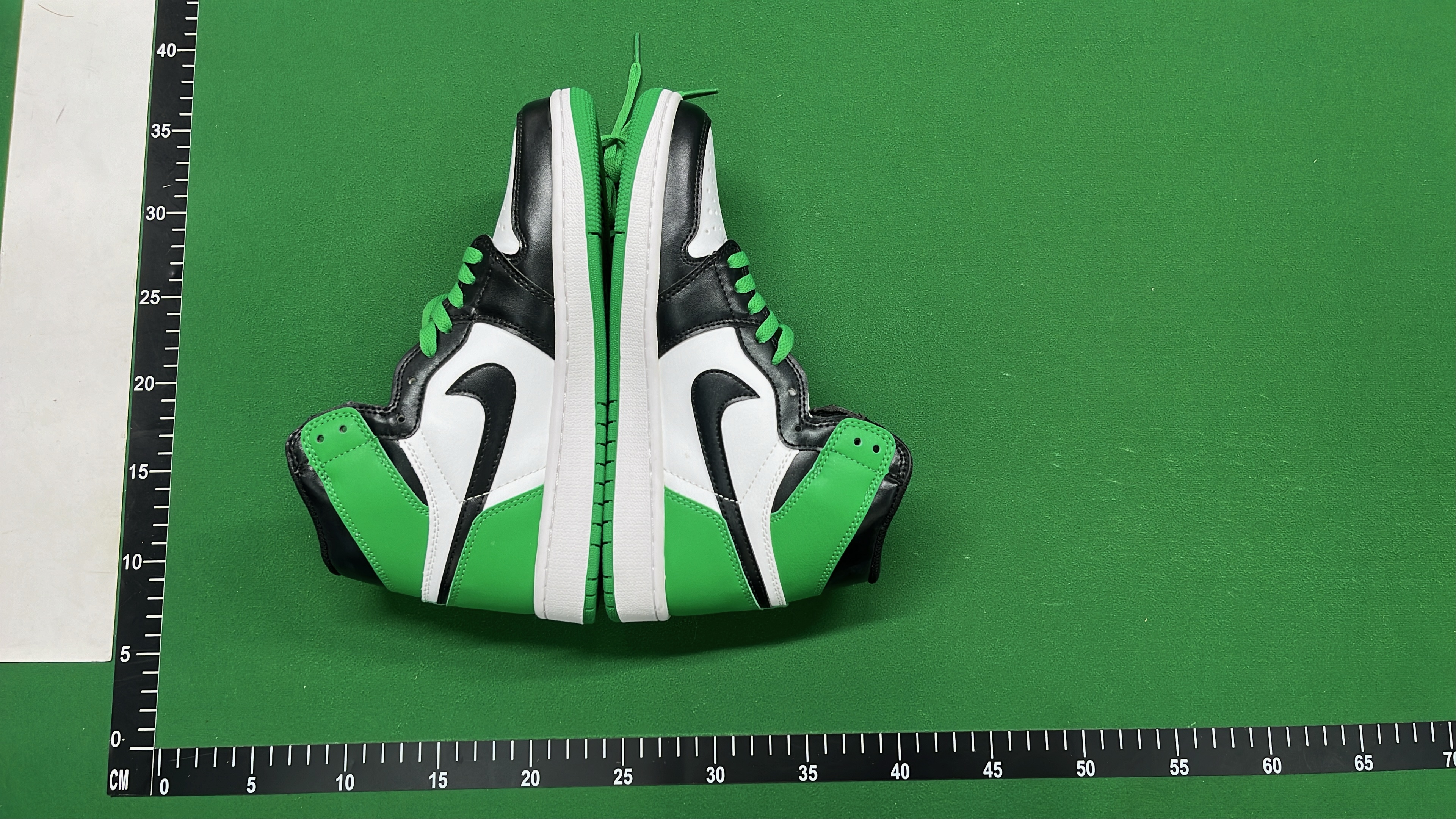 Air Jordan 1 High OG Green Black White Sneakers