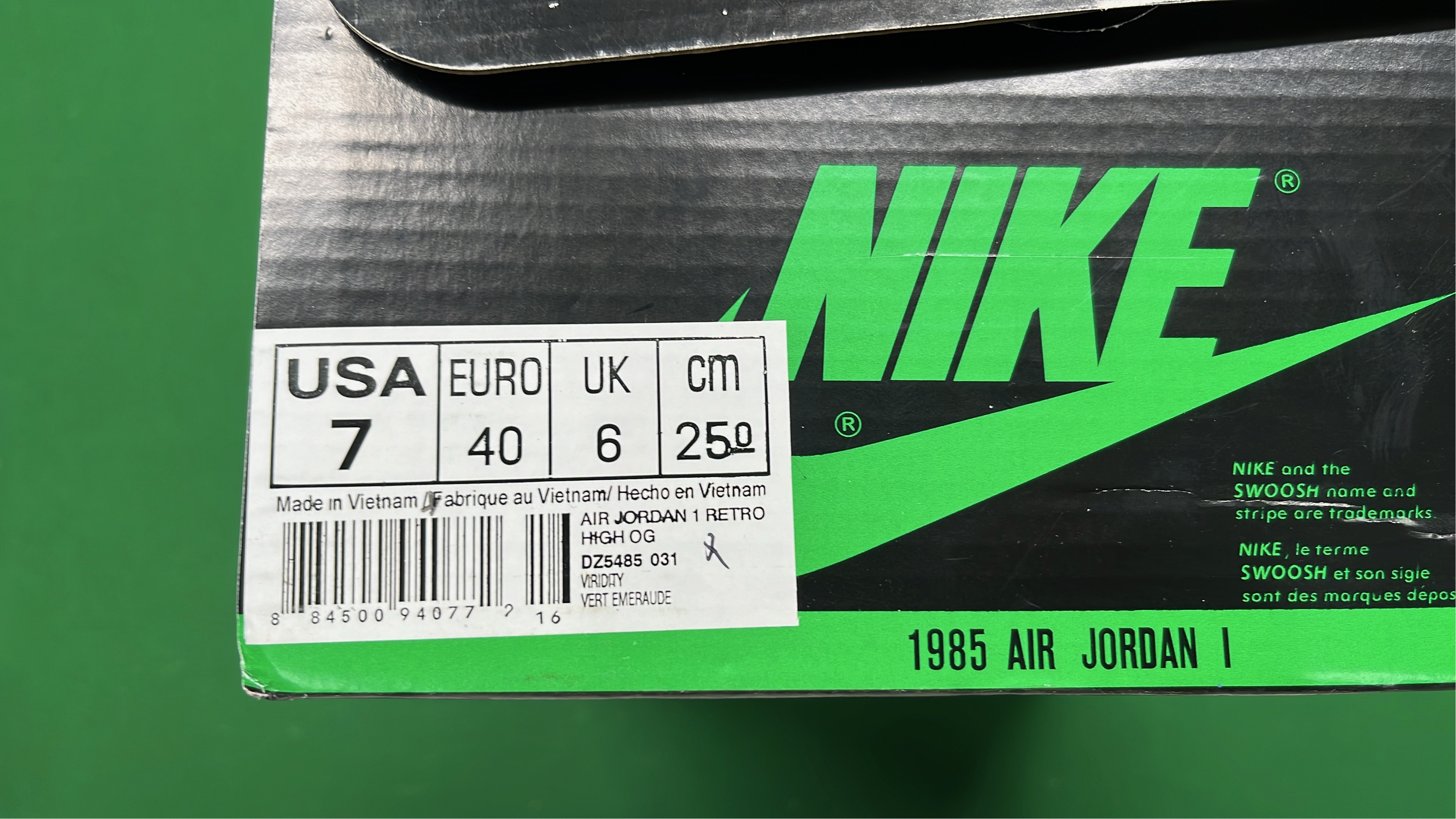 Air Jordan 1 High OG Green Black White Sneakers