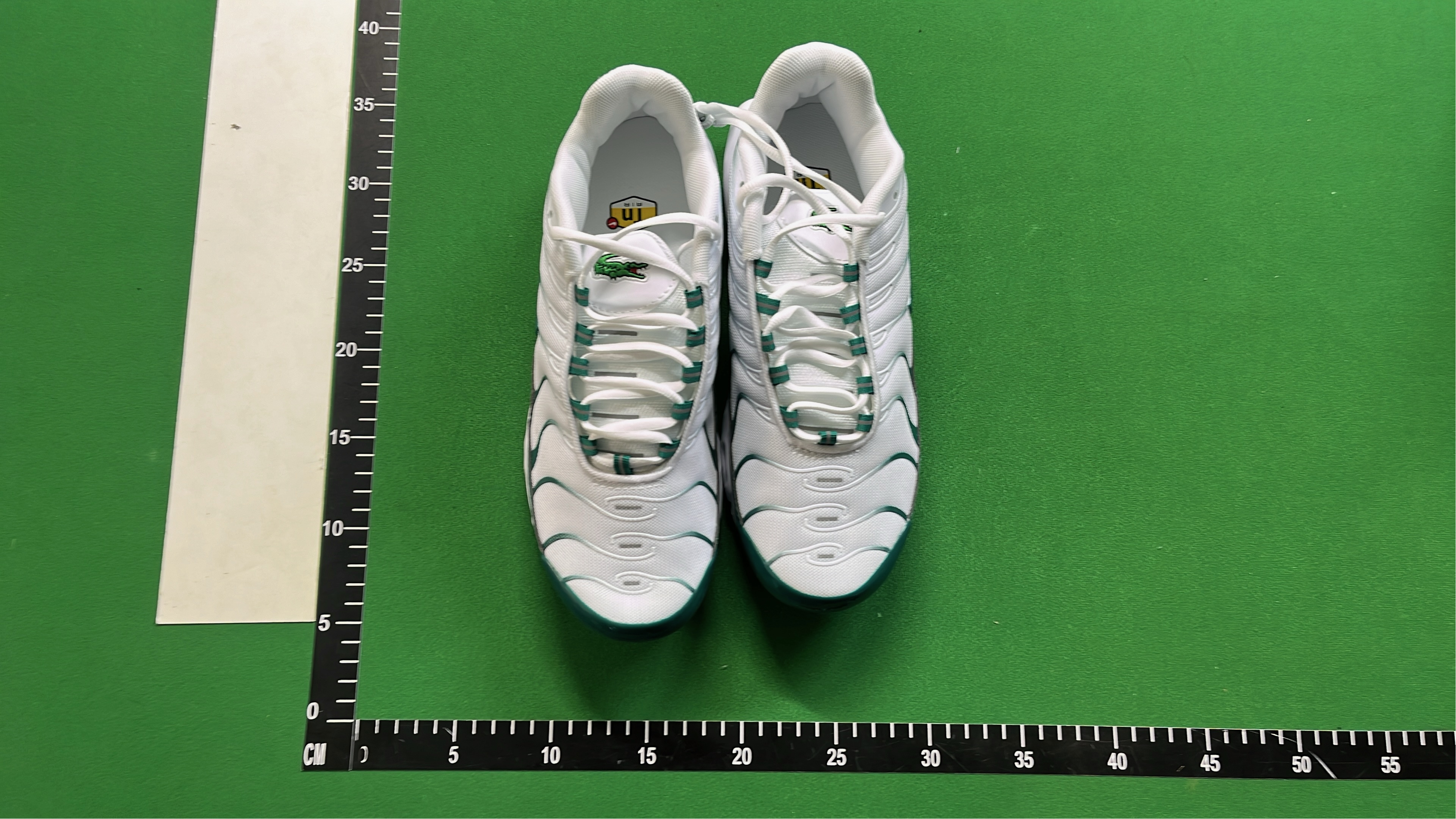 Nike Air Max Tailwind 4 Gradient Sneakers - Men's Running Shoes