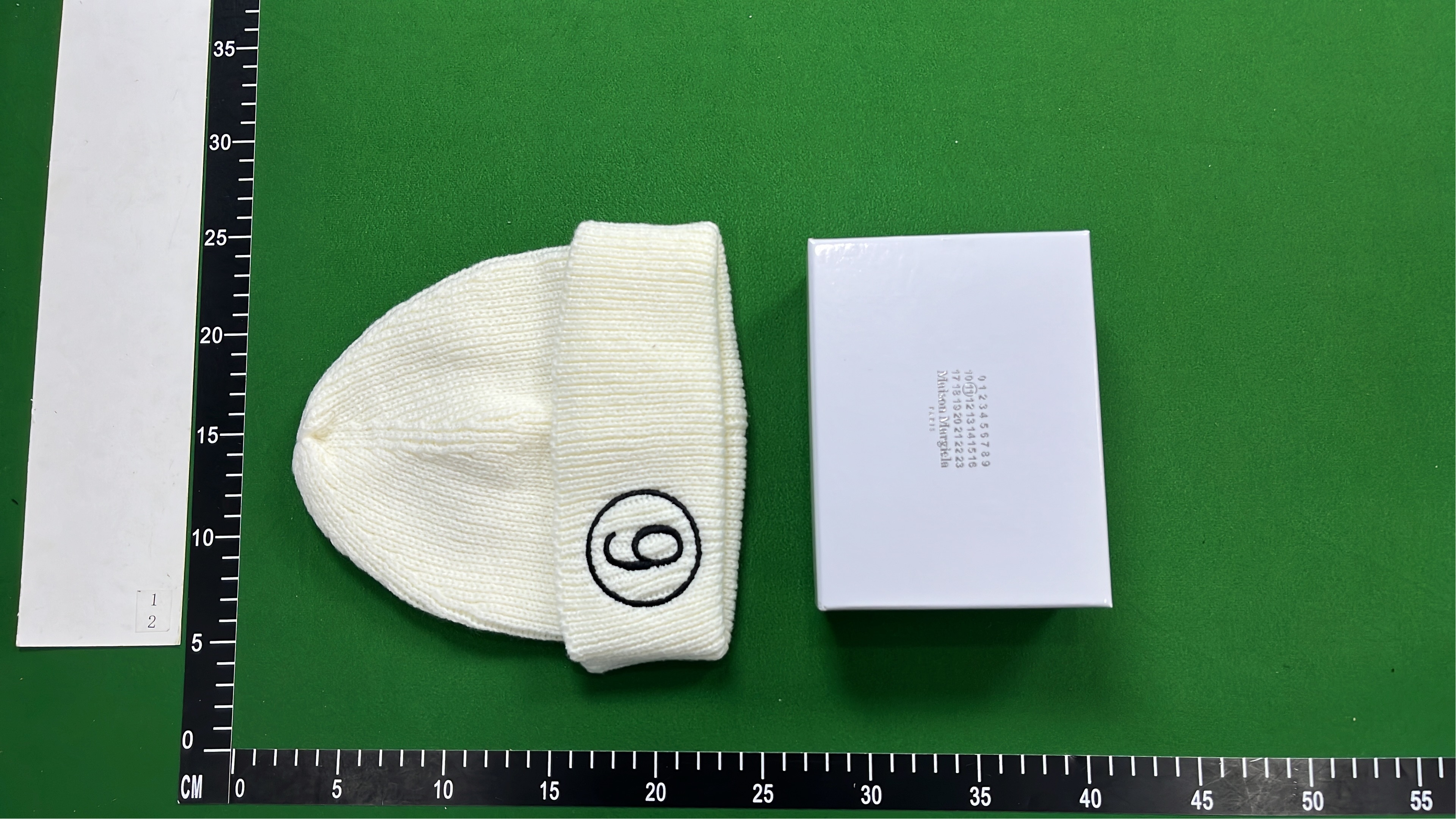 Gucci White Ribbed Knit Beanie with Logo Patch
